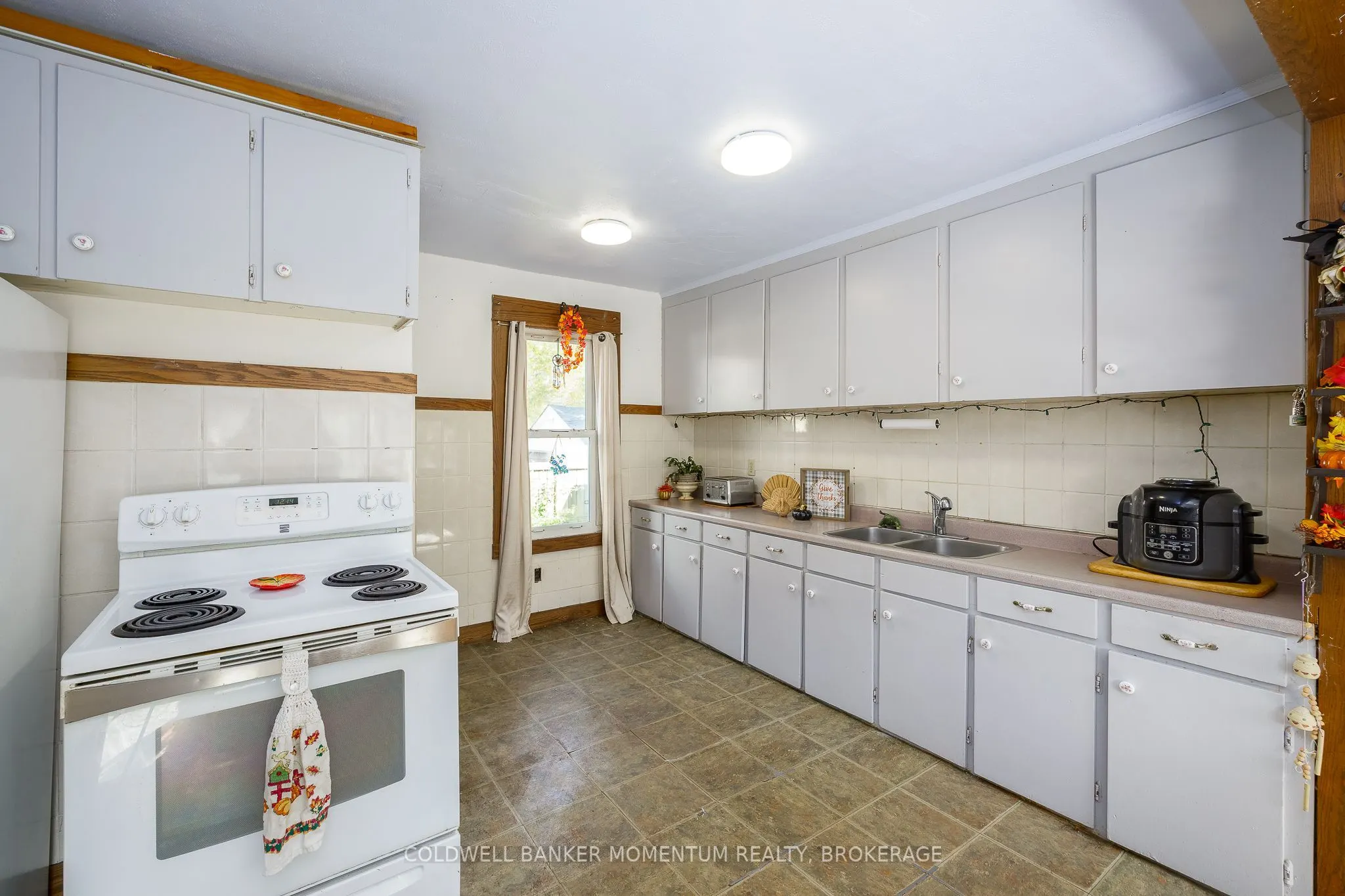 5542 Highland Avenue