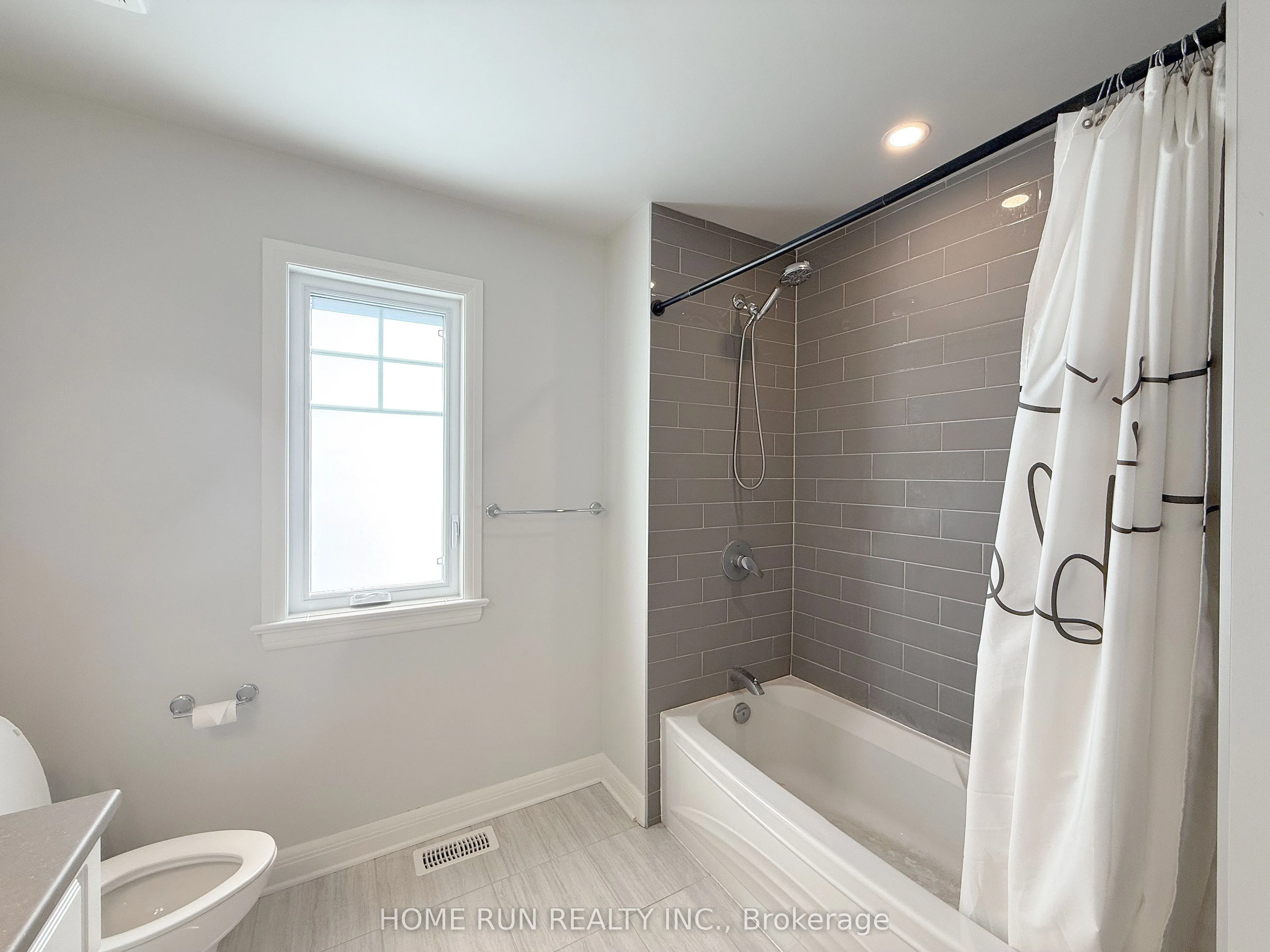 322 Lysander Place