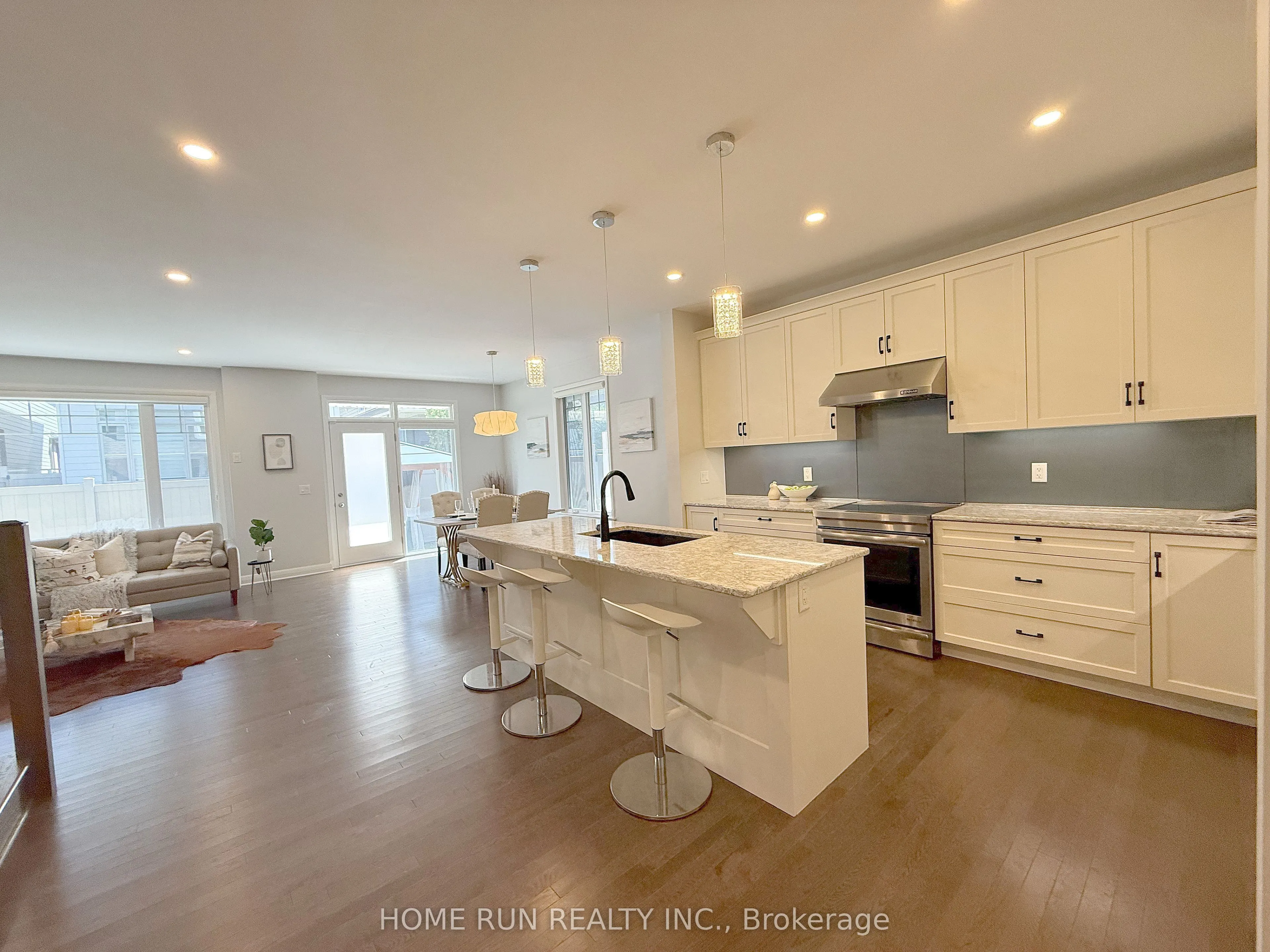 322 Lysander Place