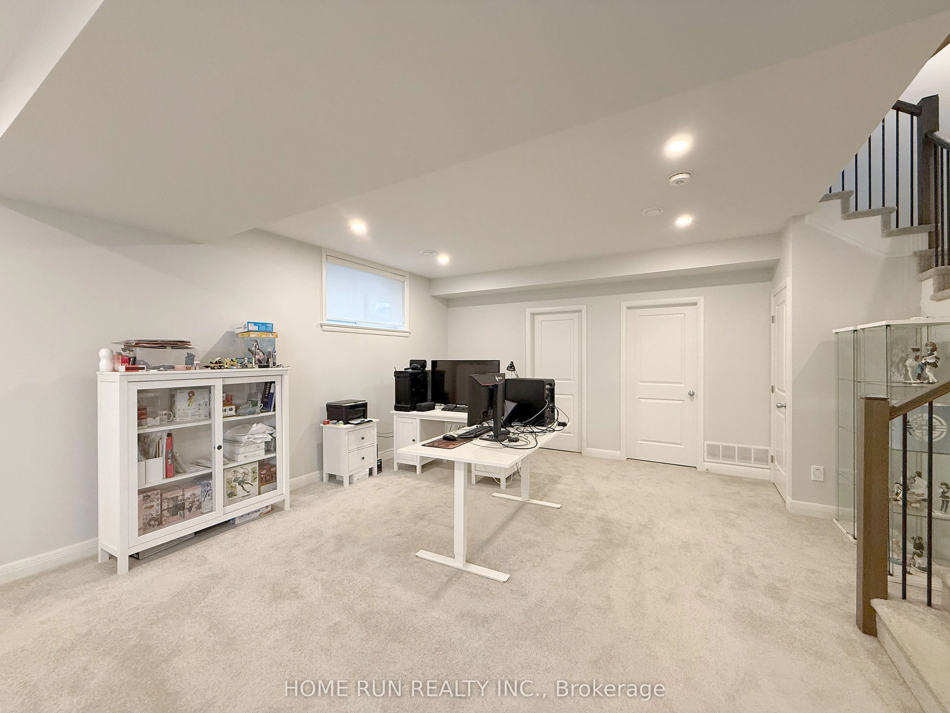 322 Lysander Place