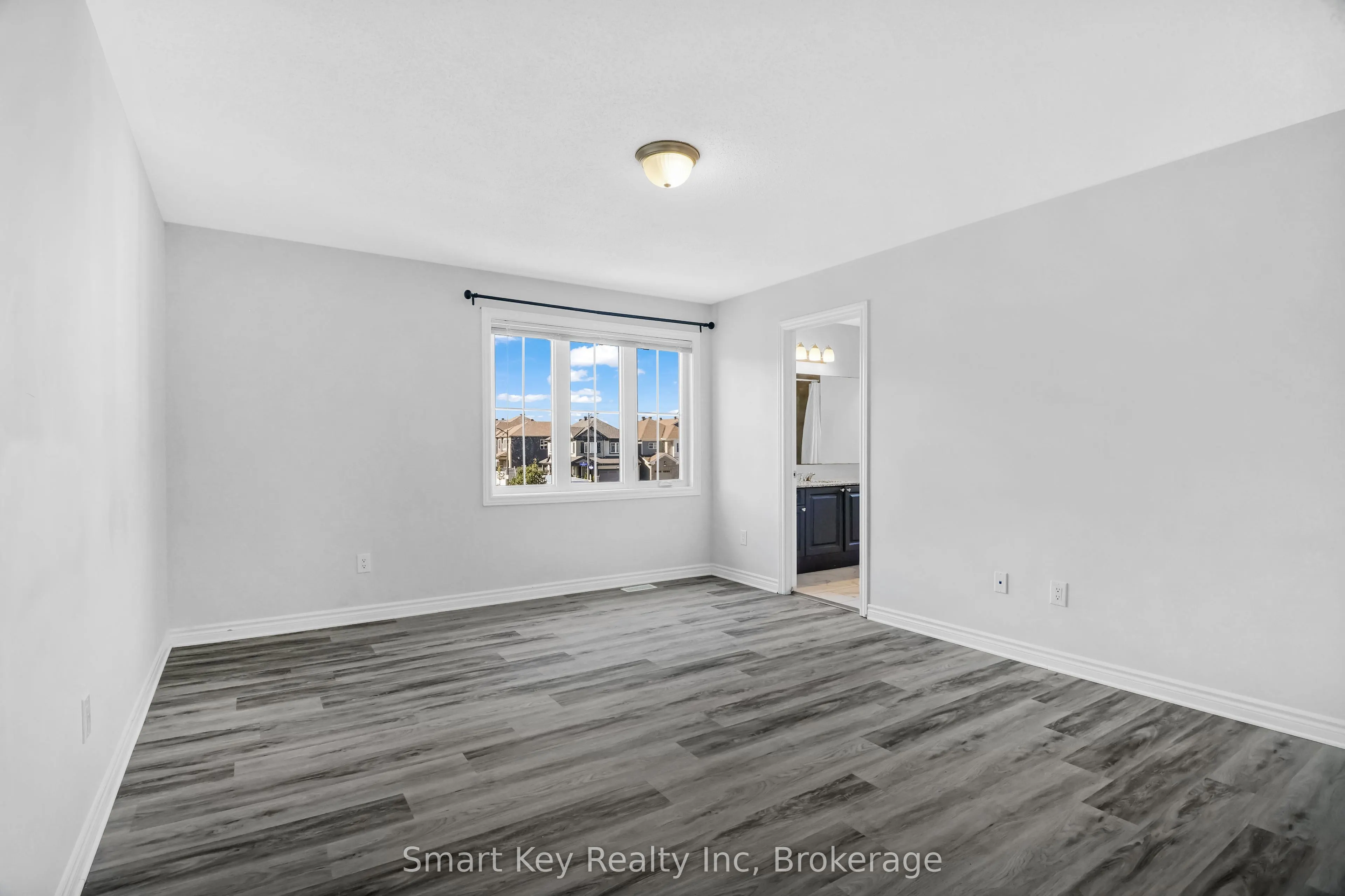 425 Aphelion Crescent
