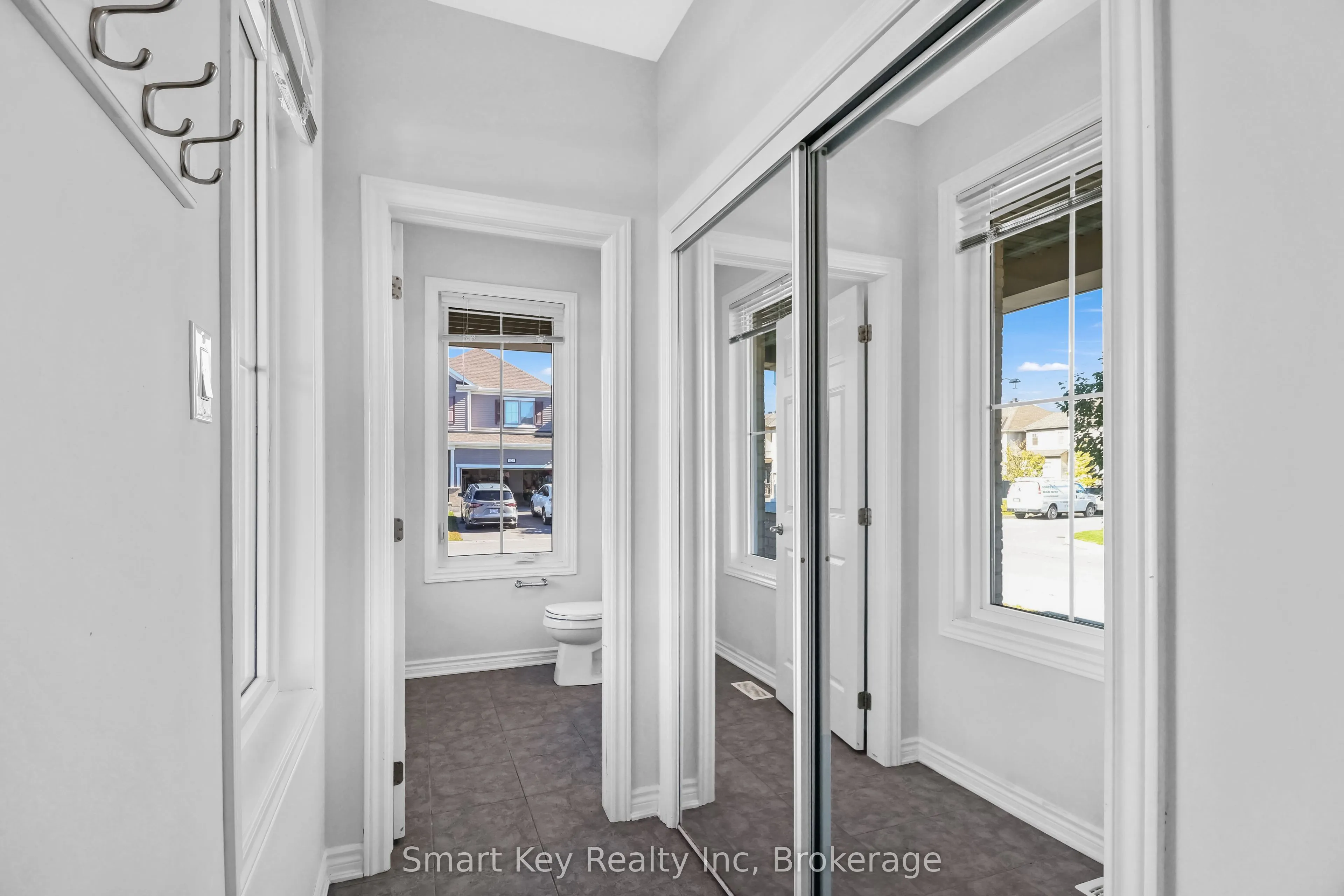 425 Aphelion Crescent