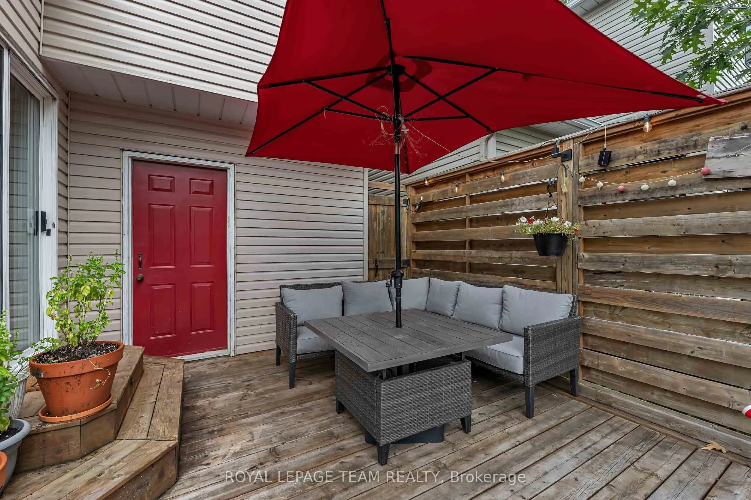 583 Tweedsmuir Avenue #9