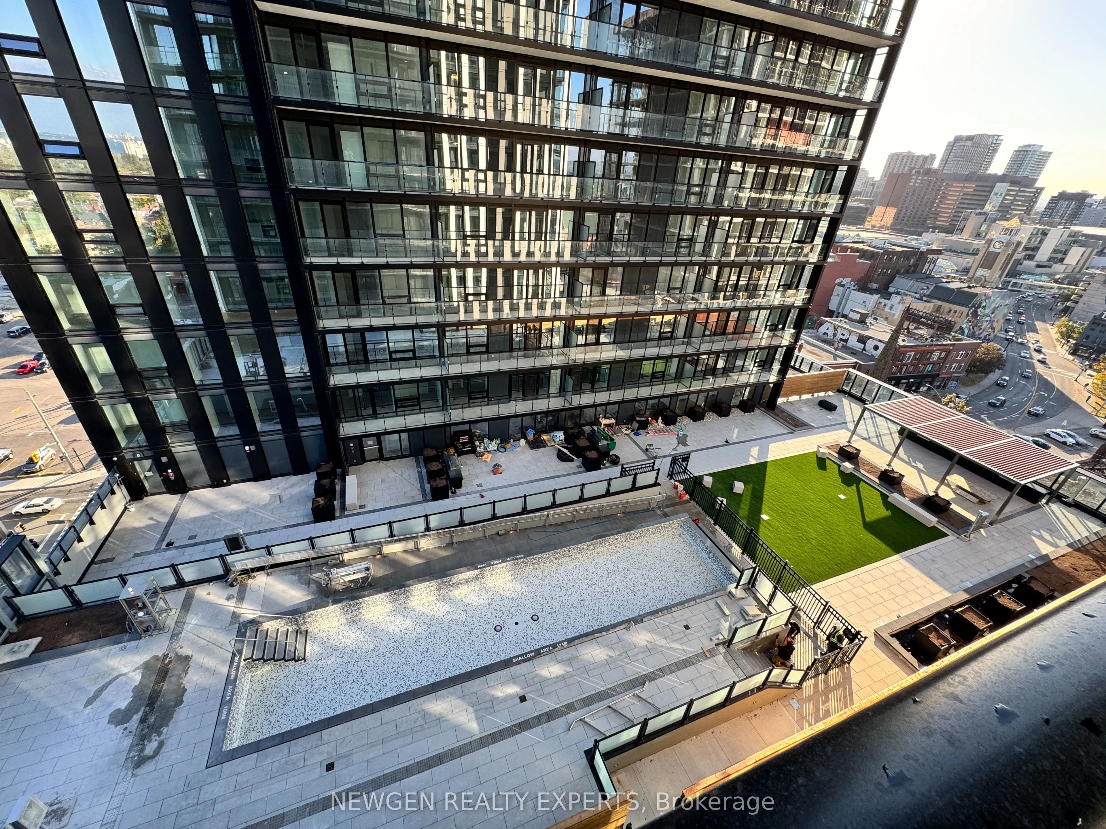 101 John Street N #1415