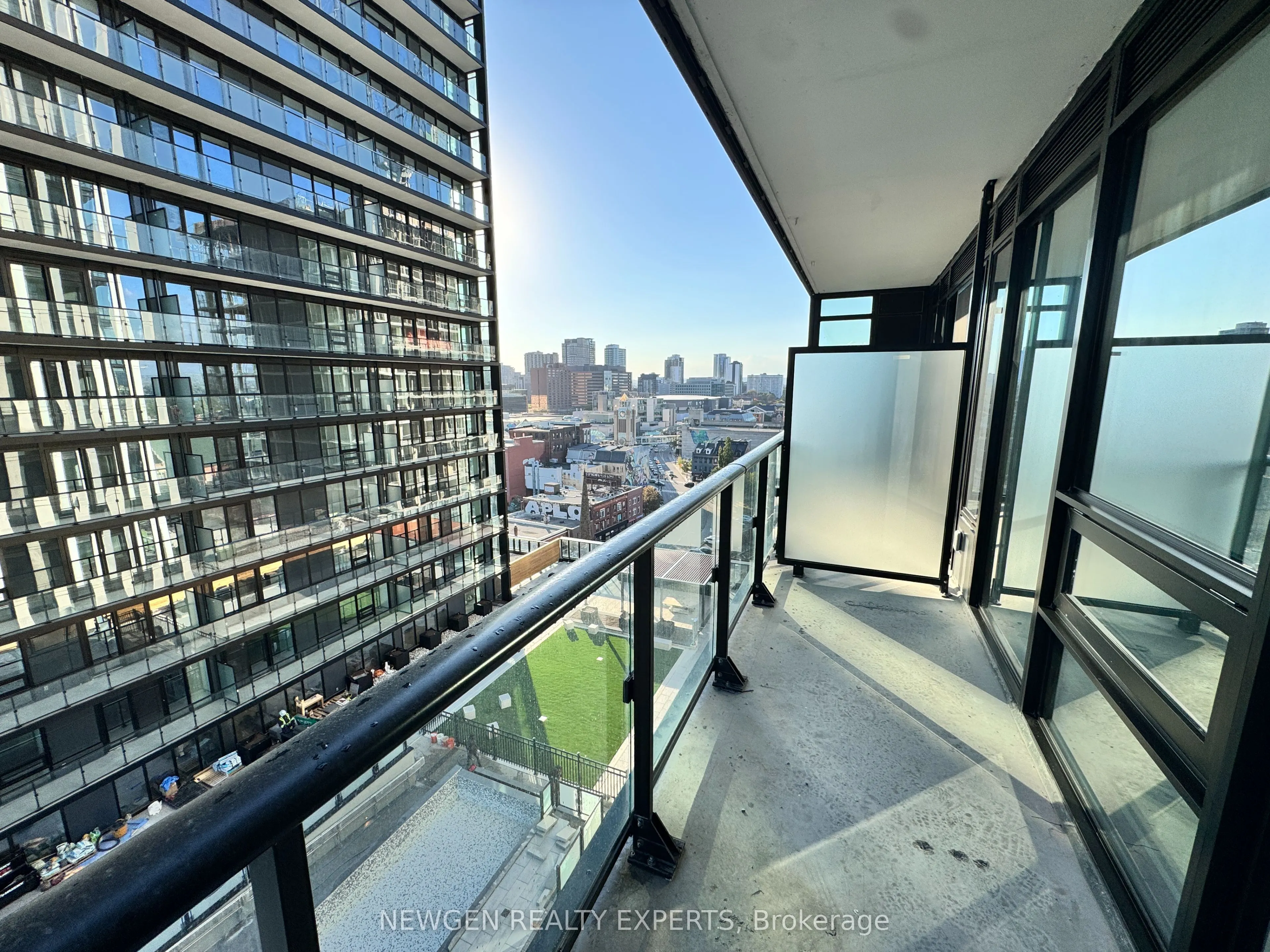 101 John Street N #1415