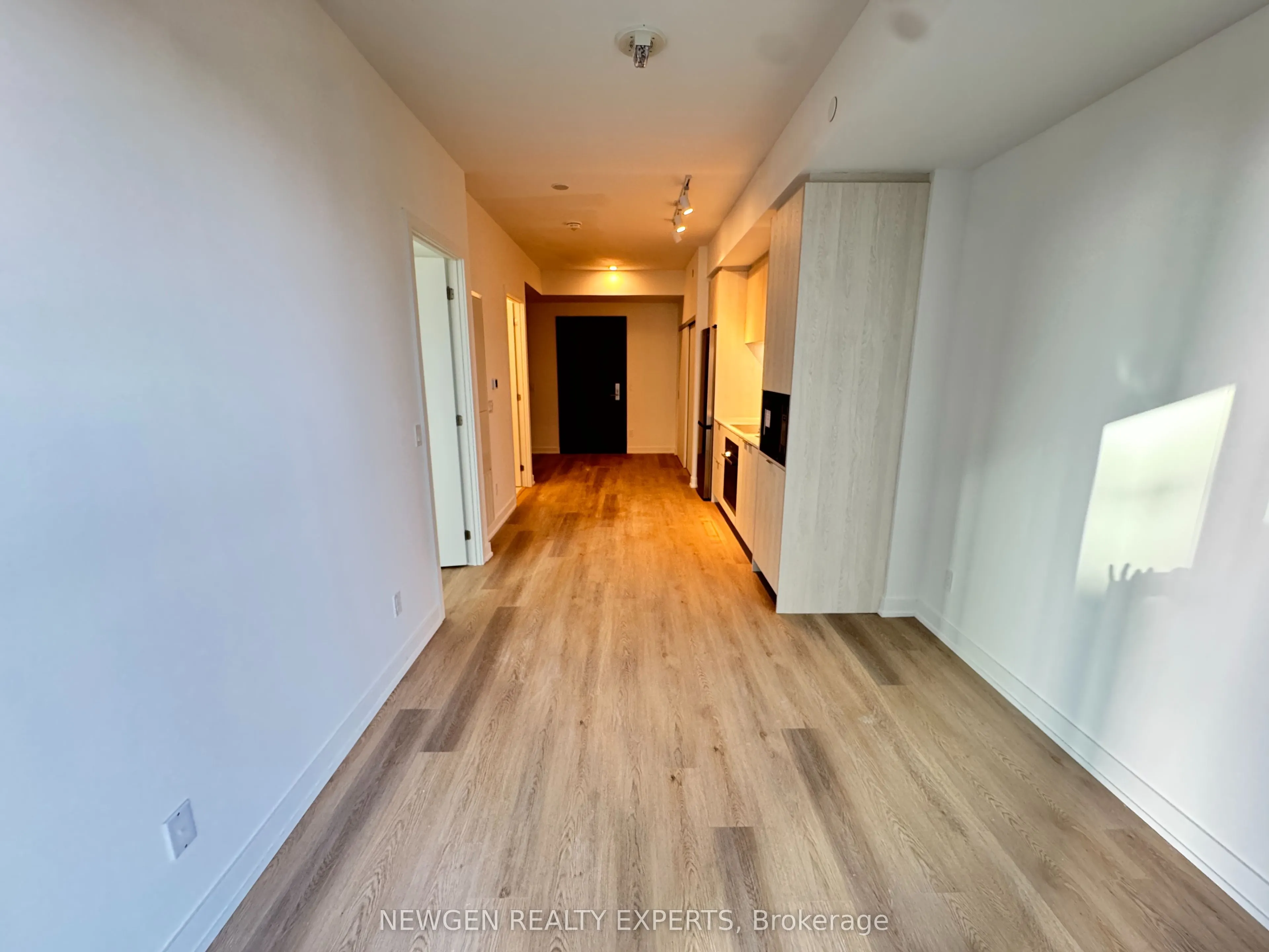 101 John Street N #1415