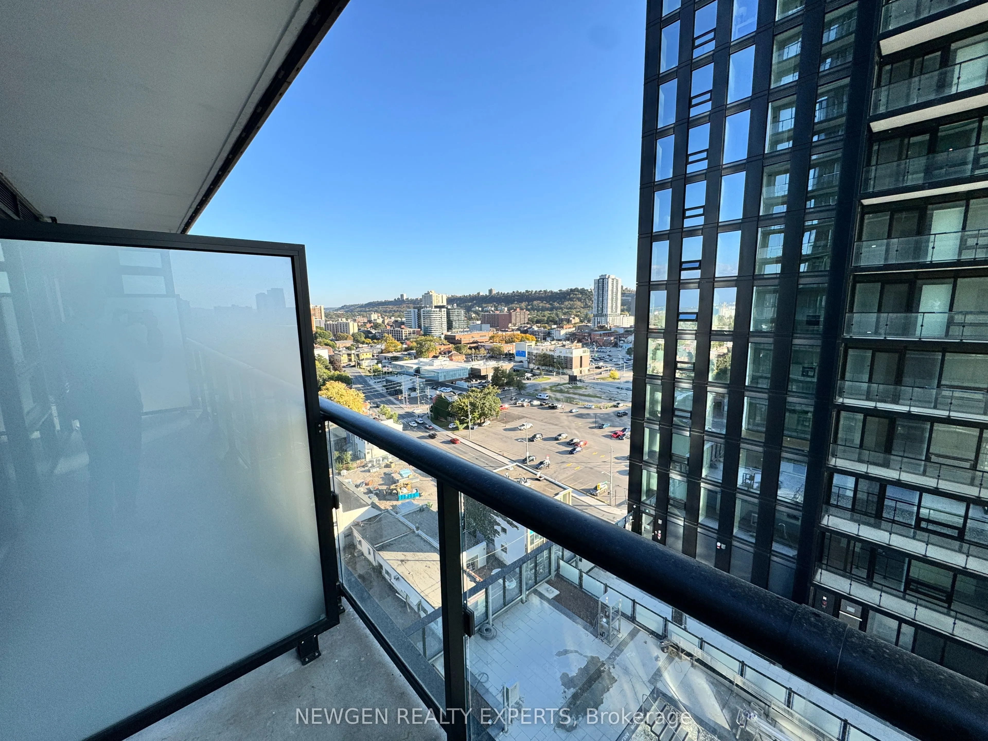 101 John Street N #1415