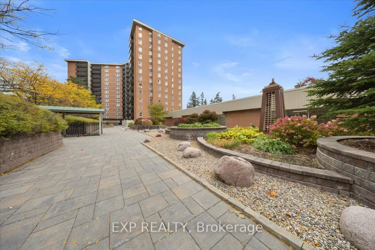 2000 Jasmine Crescent #1517