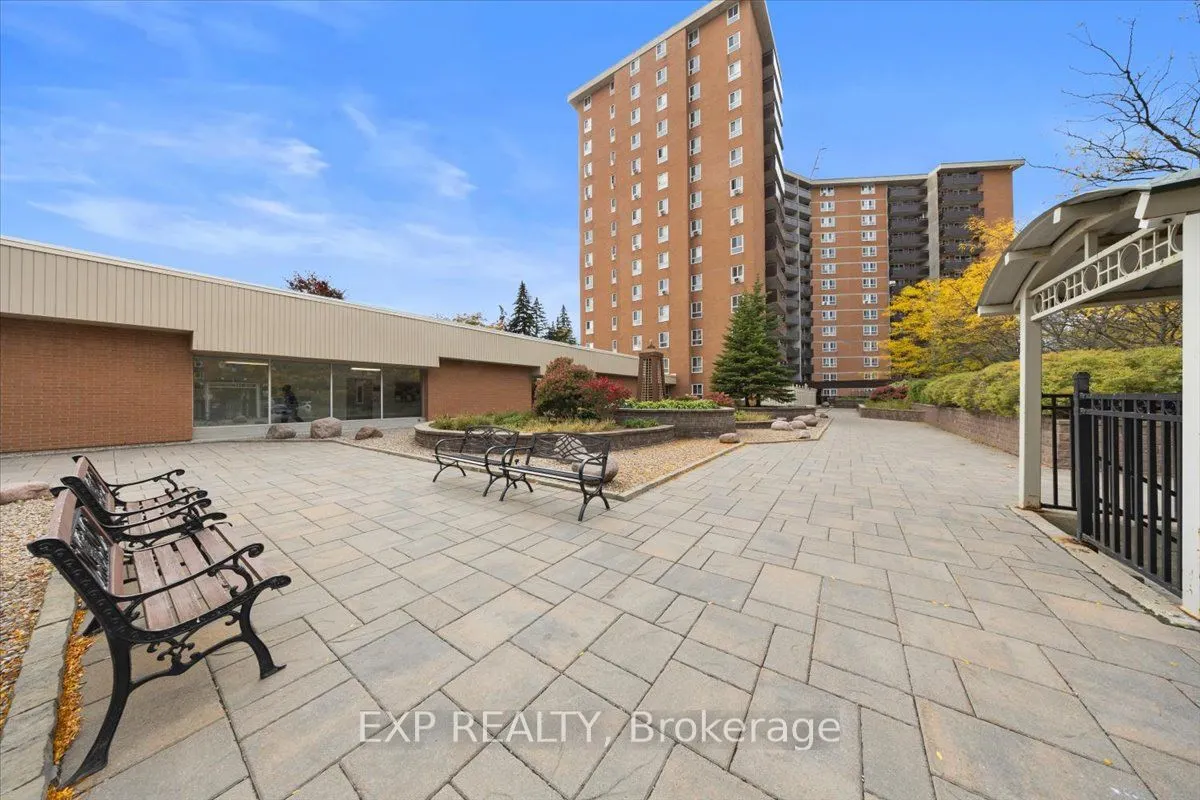 2000 Jasmine Crescent #1517