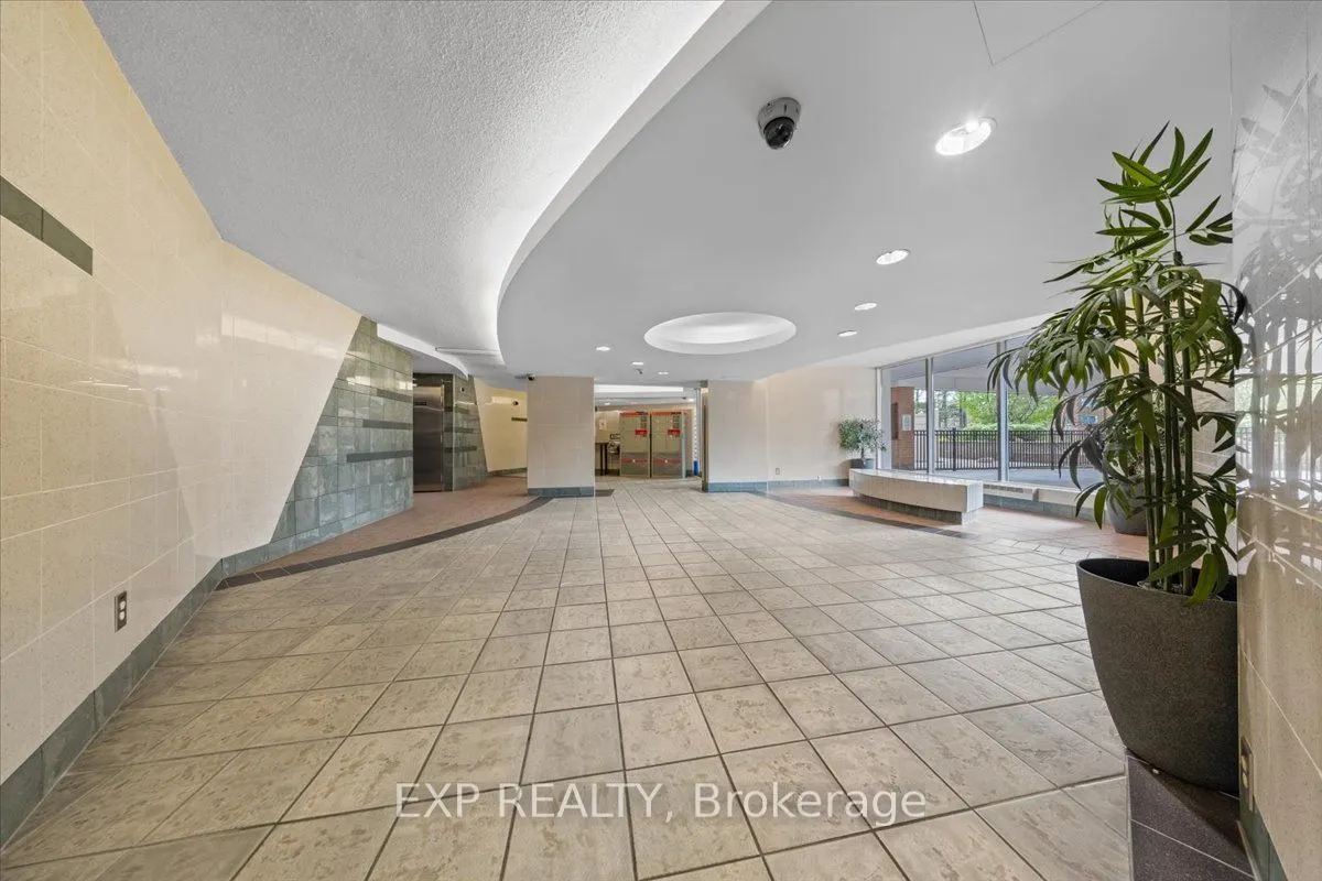 2000 Jasmine Crescent #1517