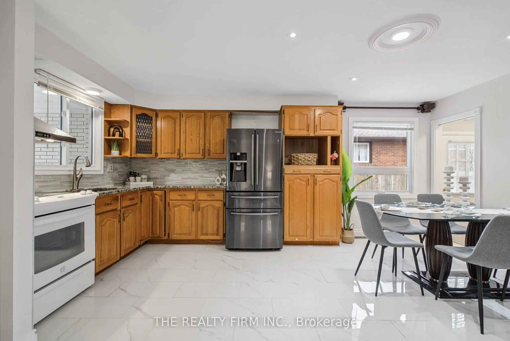 52 Barrett Crescent