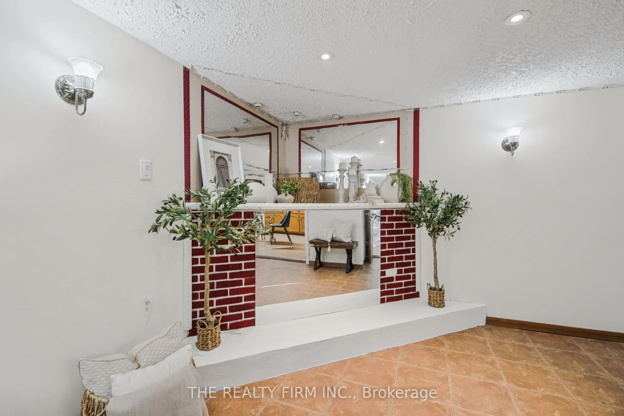 52 Barrett Crescent
