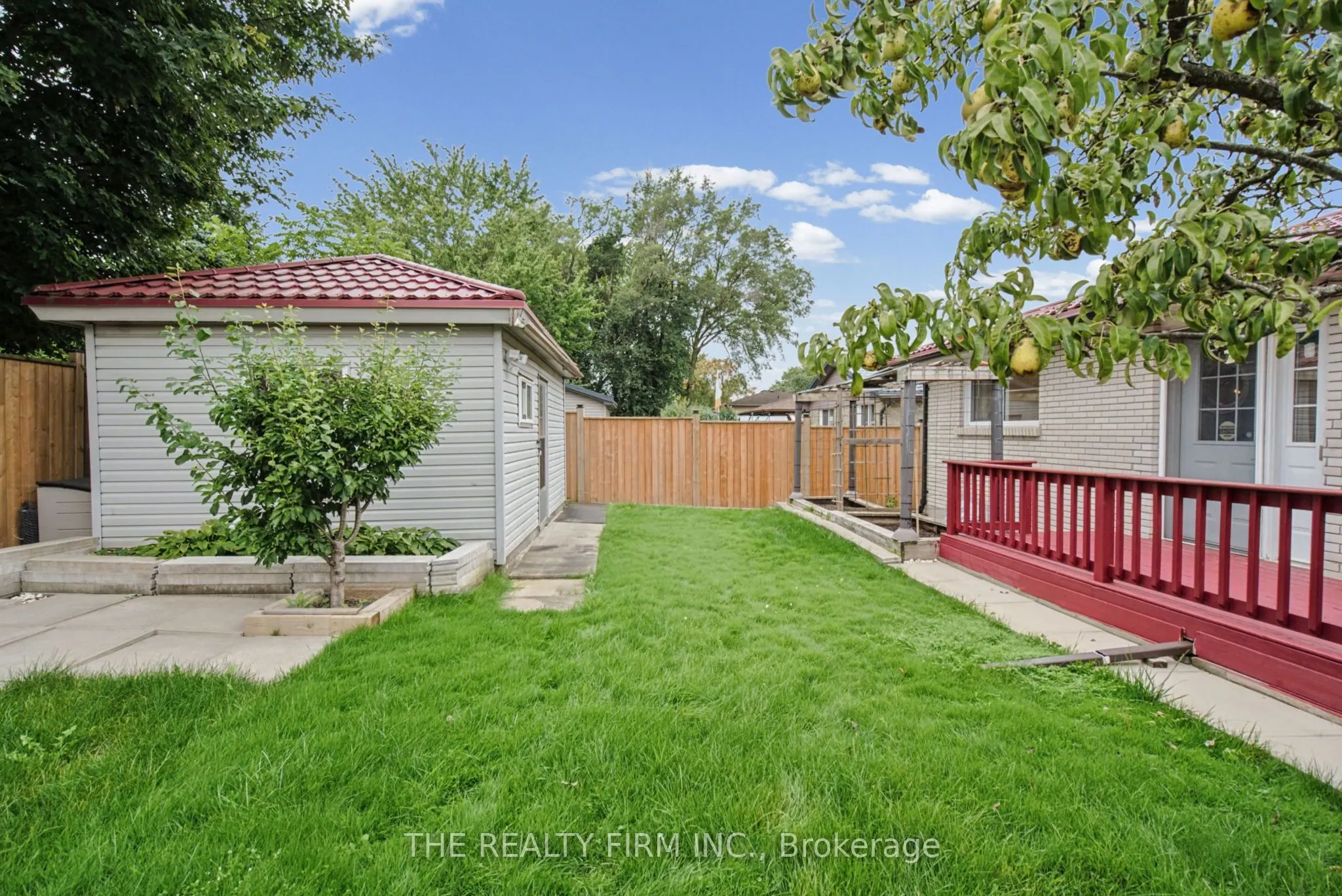 52 Barrett Crescent