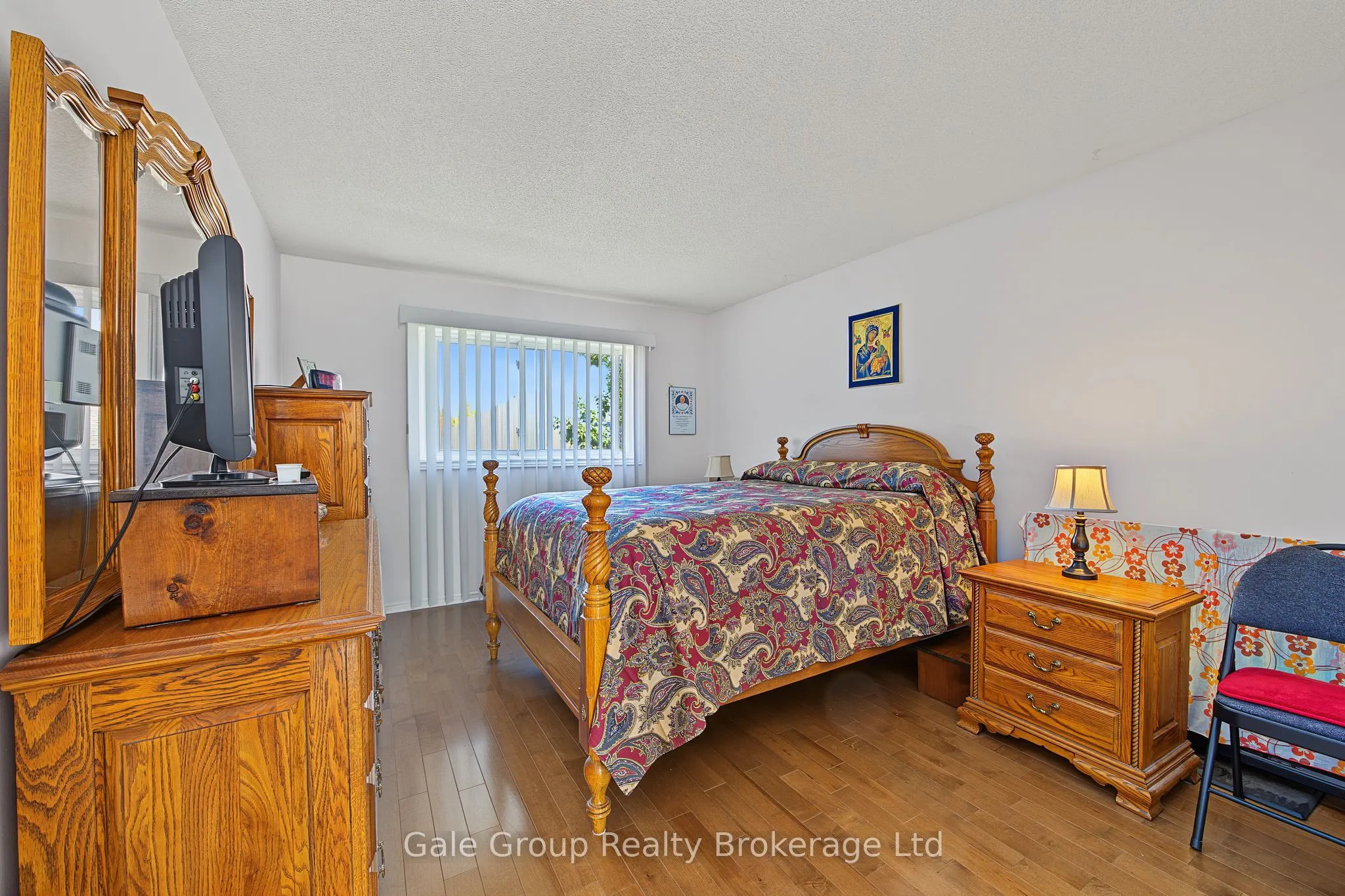 537 Nova Scotia Court S #15