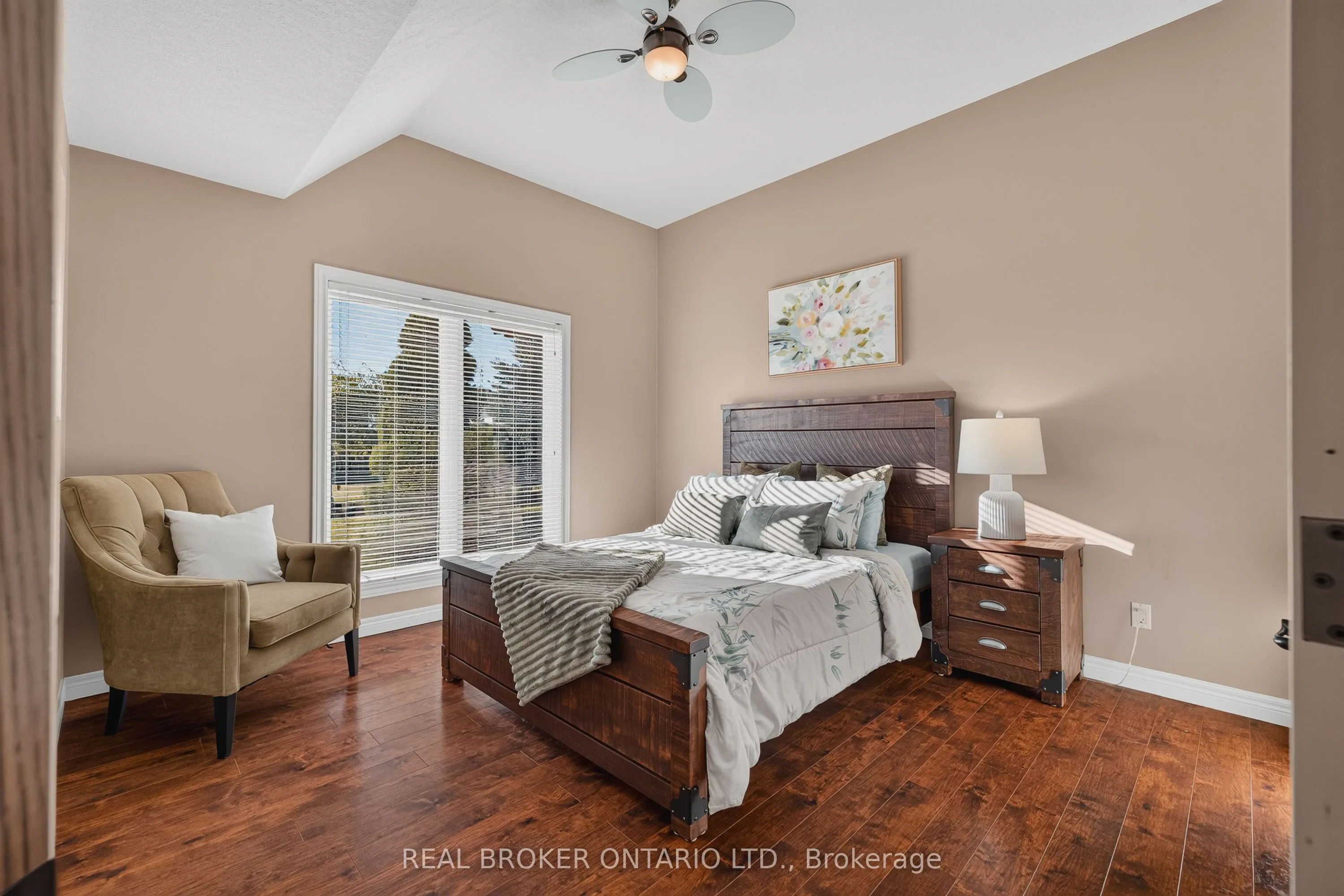 9161 Wellington Road 5