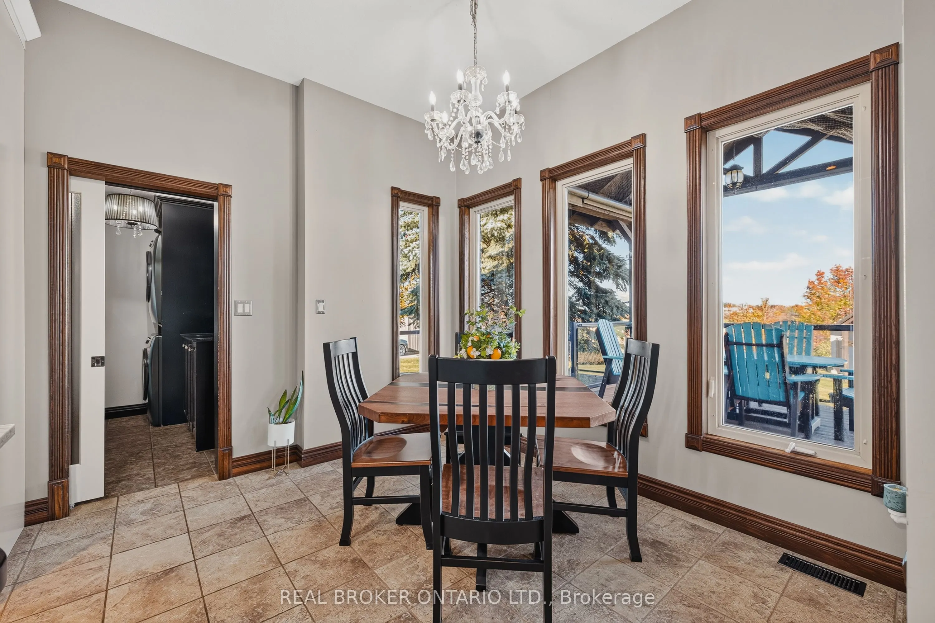 9161 Wellington Road 5