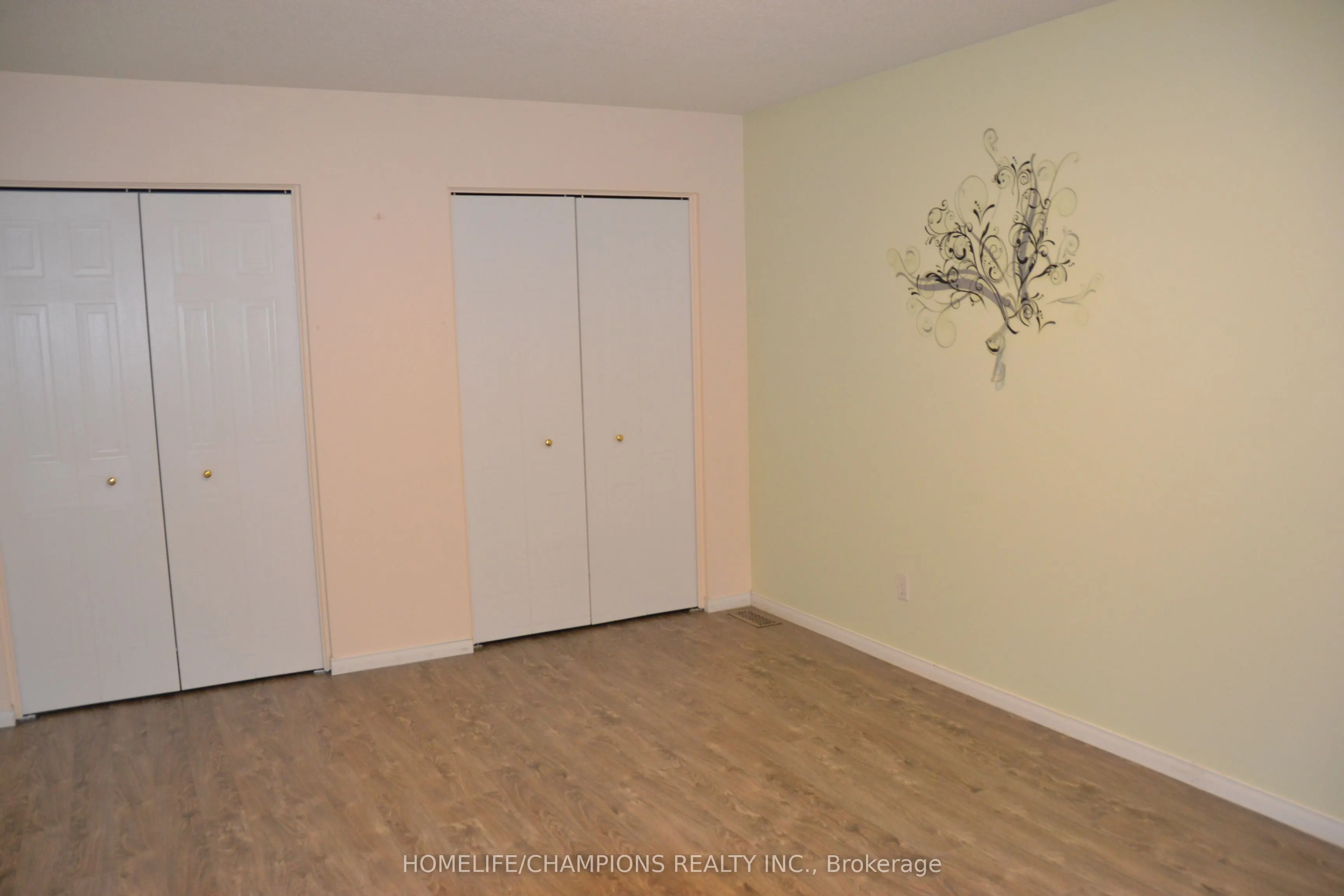 132 Henhoeffer Crescent