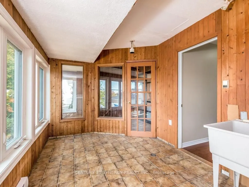2298 Bowman Road