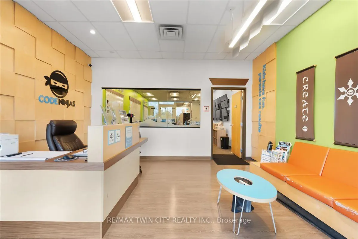450 Columbia Street West Street W #3