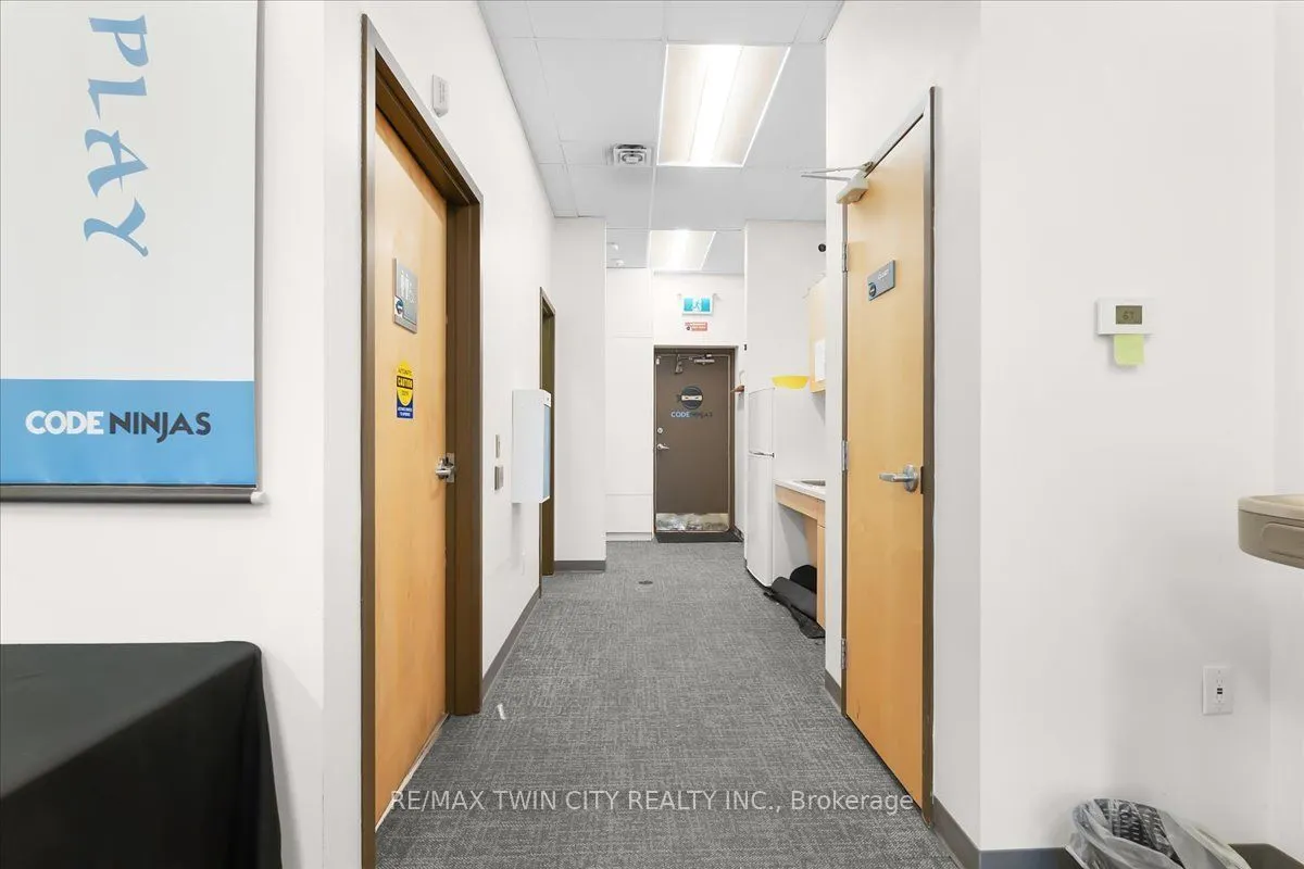 450 Columbia Street West Street W #3