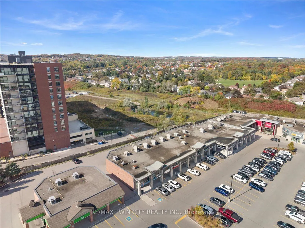 450 Columbia Street West Street W #3
