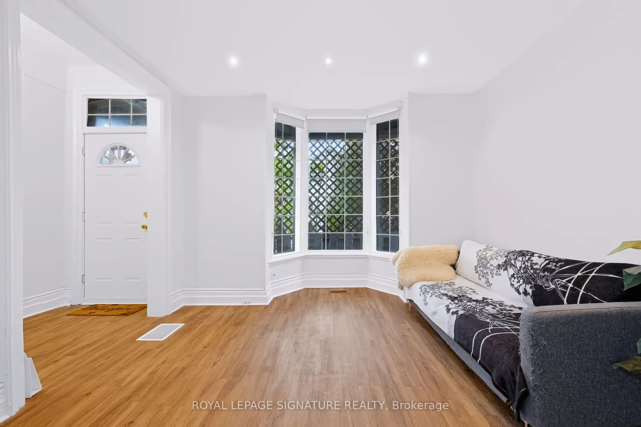 80 Tisdale Street N