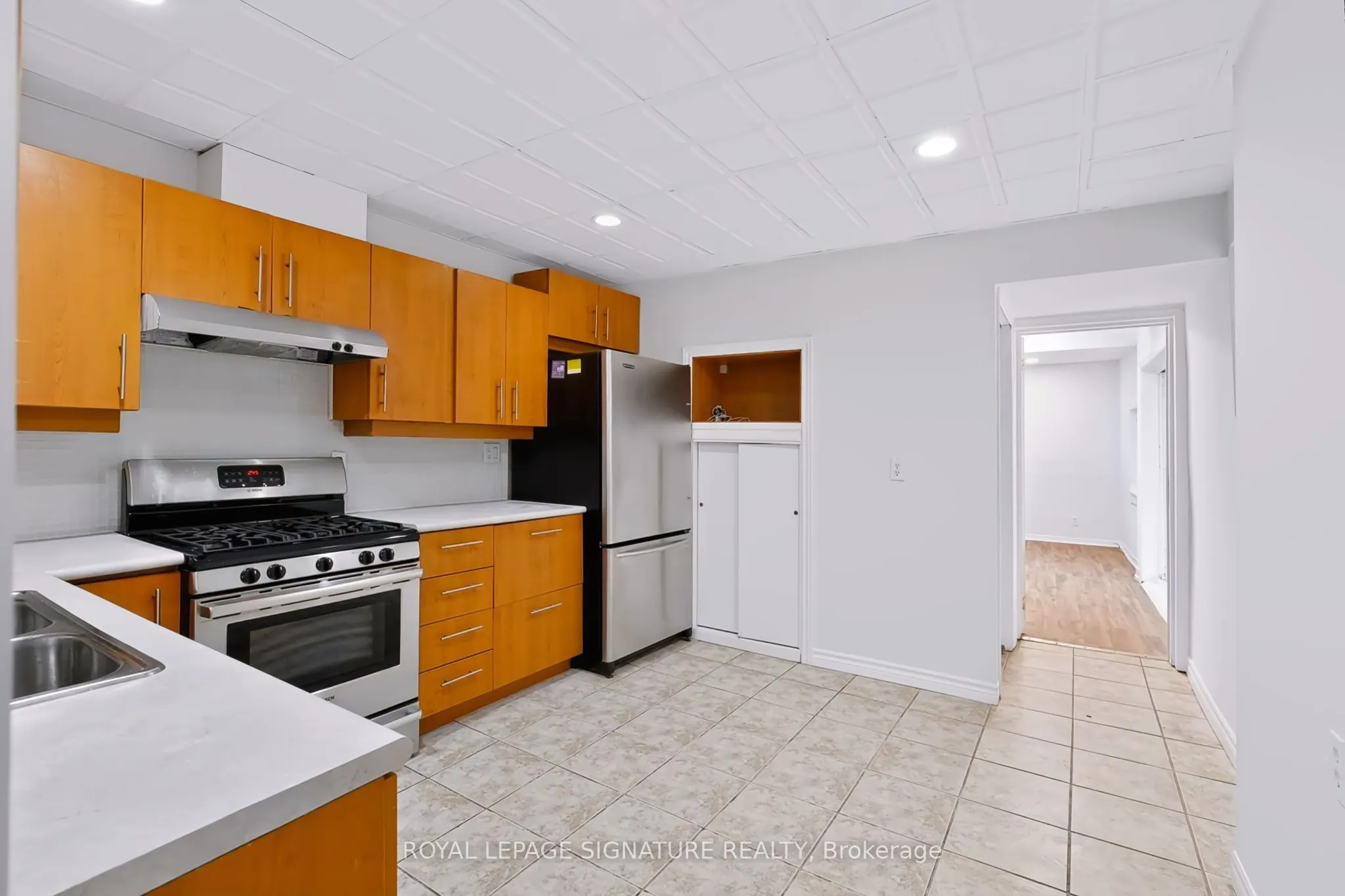 80 Tisdale Street N