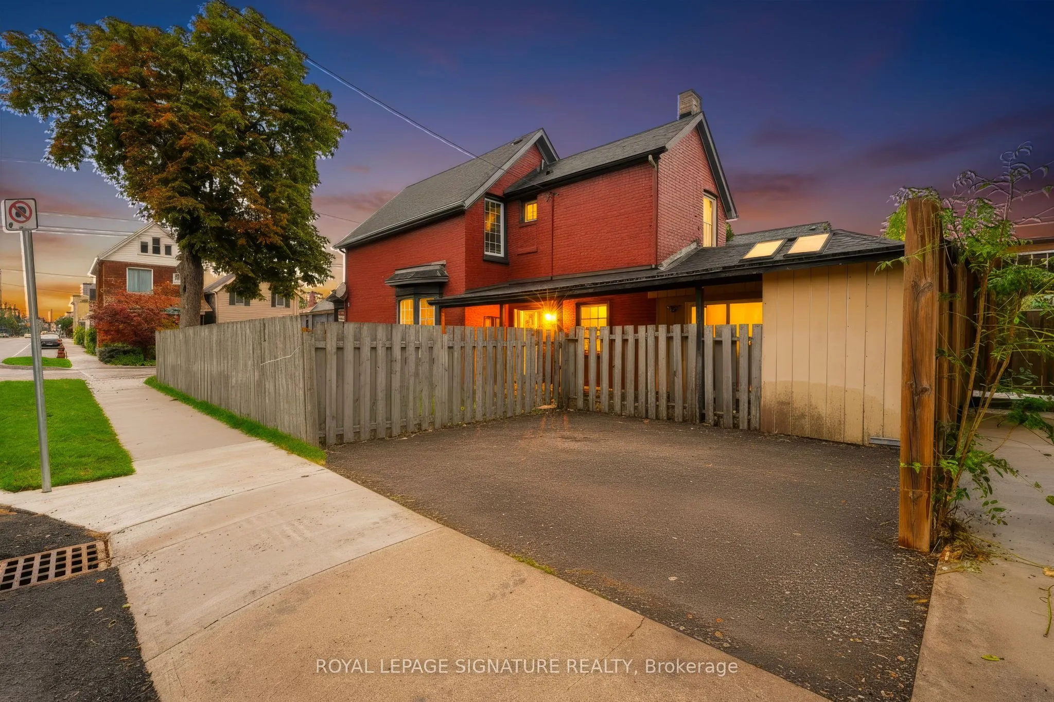 80 Tisdale Street N