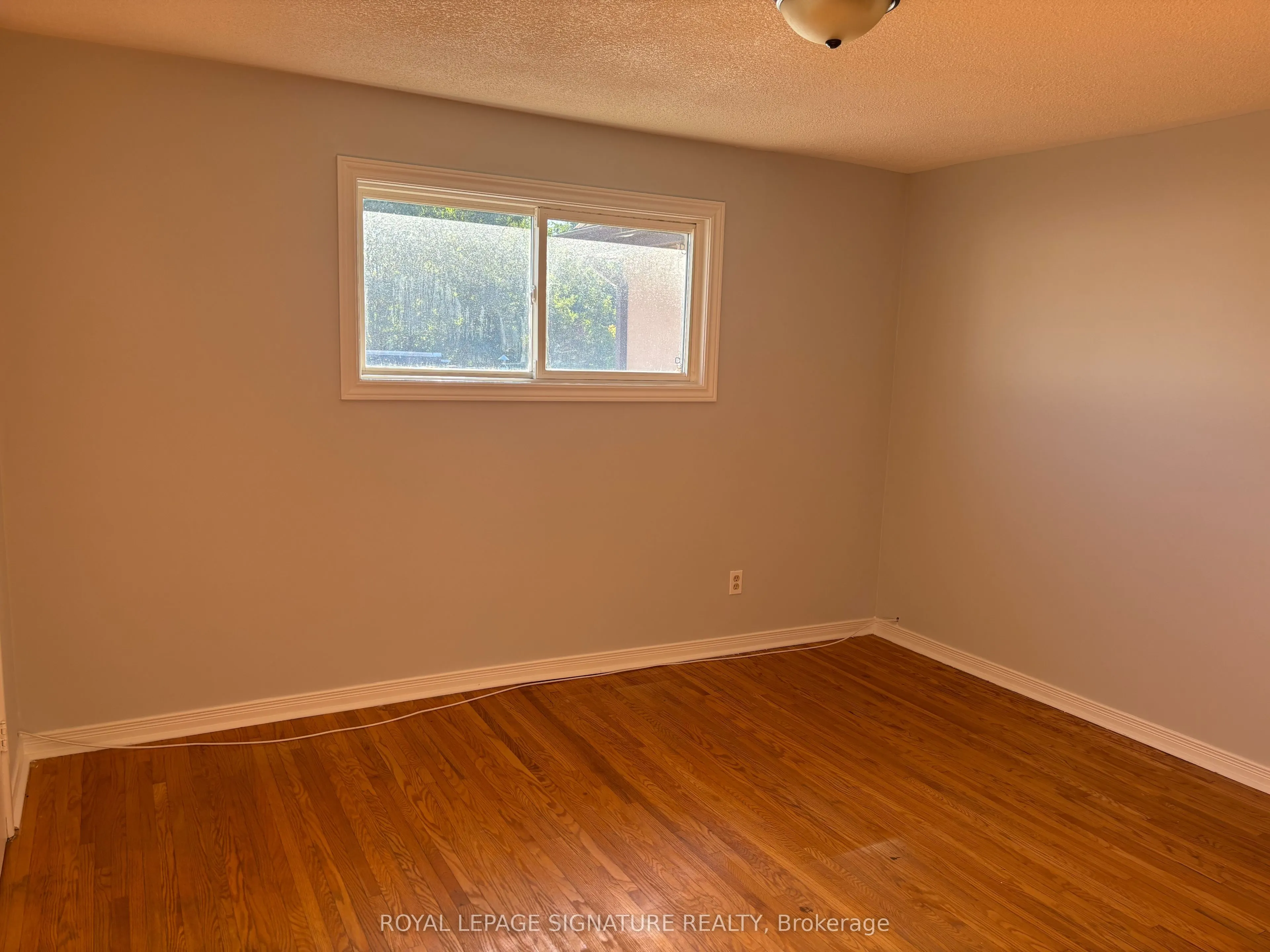 232 Barton Street #Upper