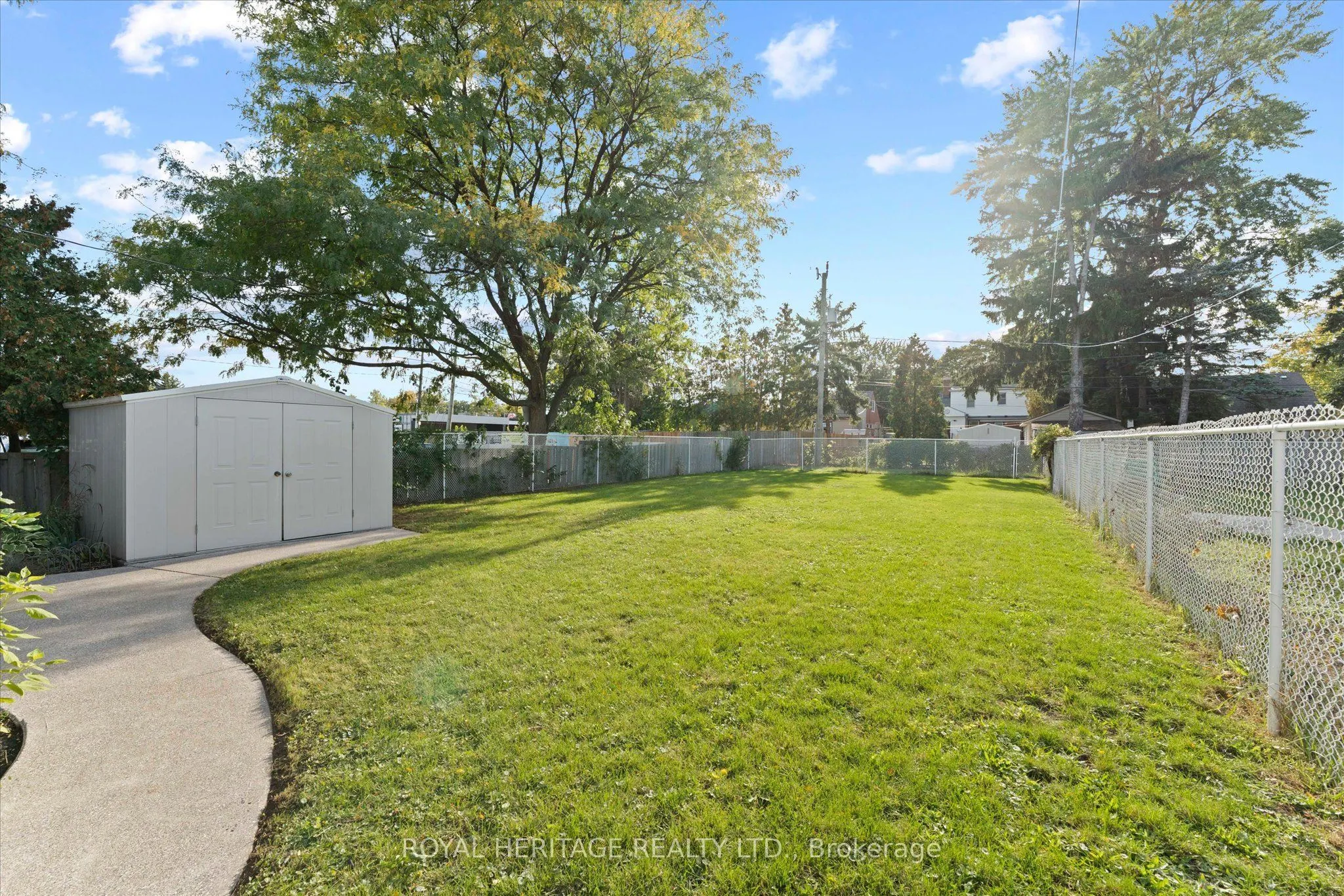 461 Lauzon Road