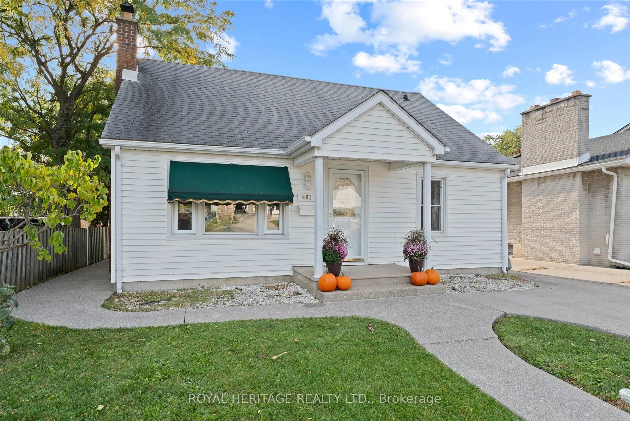 461 Lauzon Road