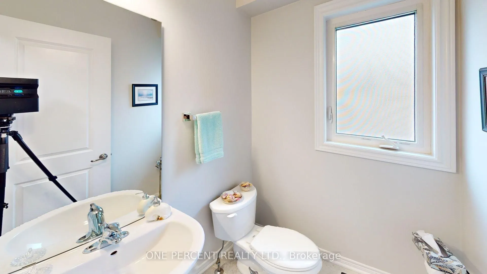 340 Prospect Point Road N #6