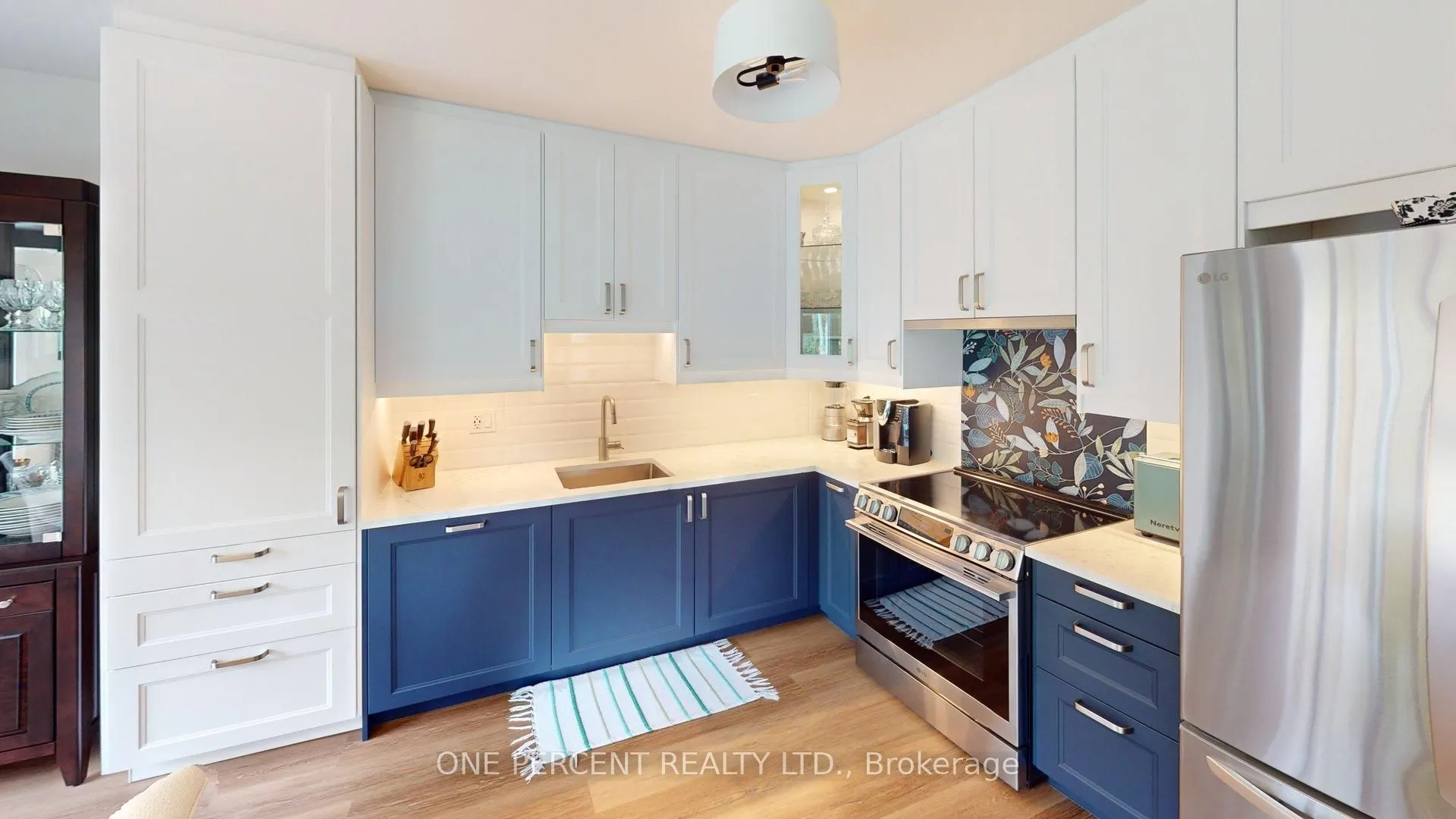 340 Prospect Point Road N #6