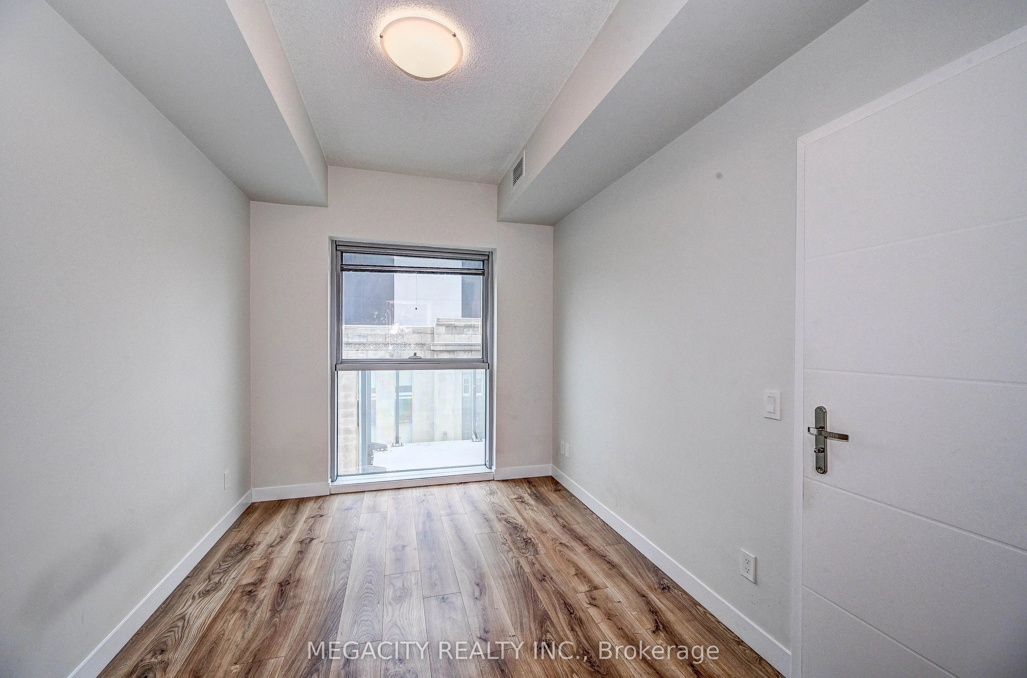 60 Frederick Street #305