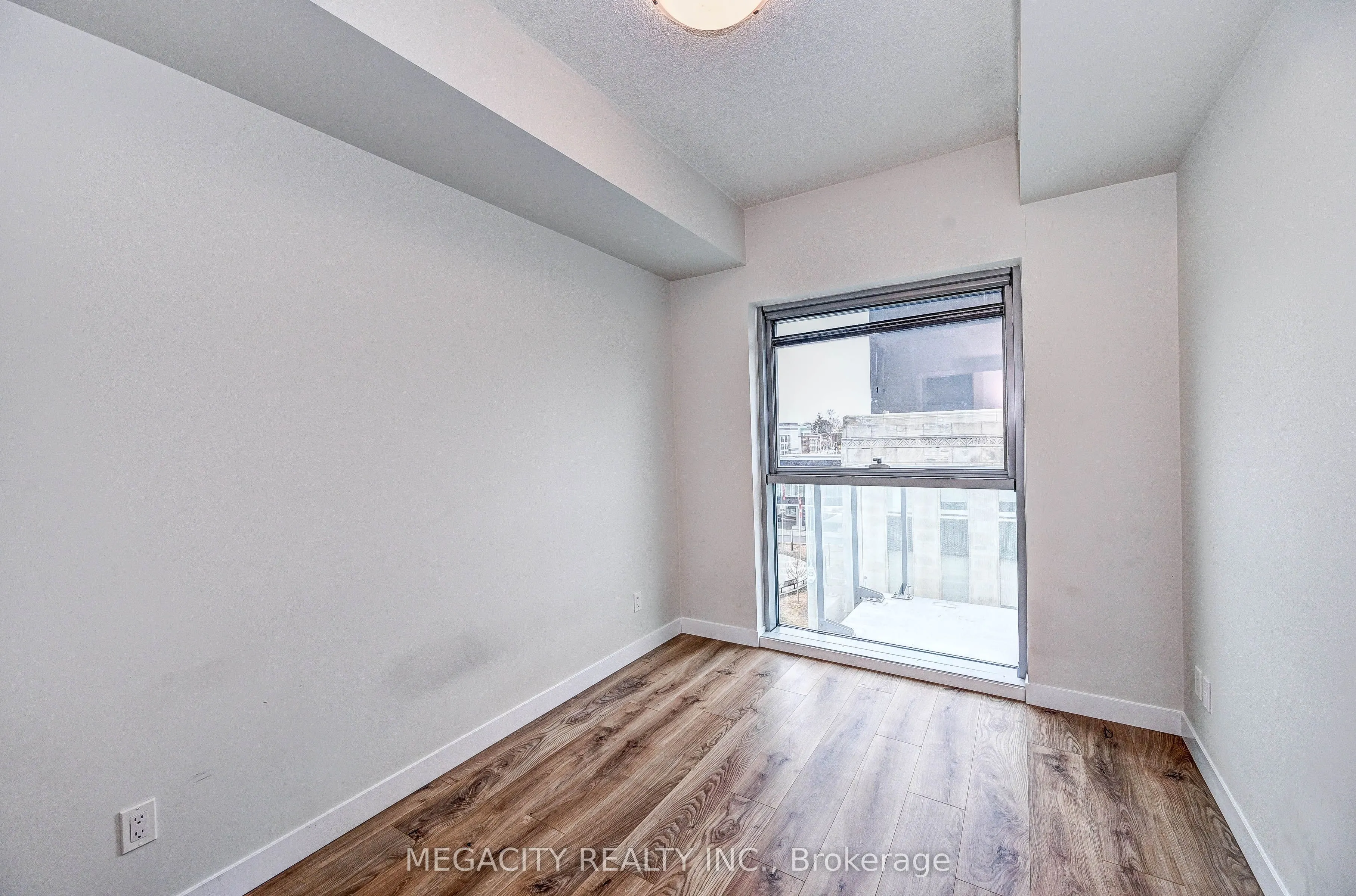 60 Frederick Street #305