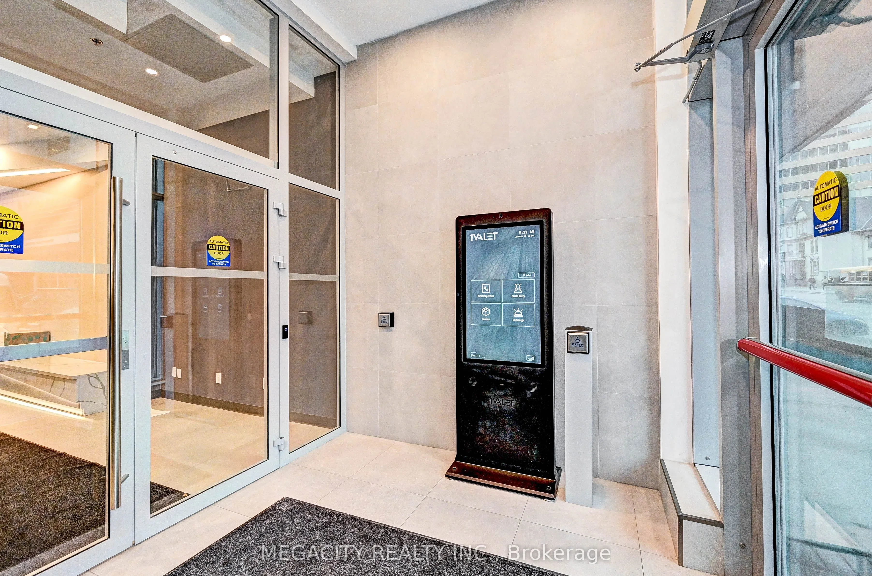 60 Frederick Street #305