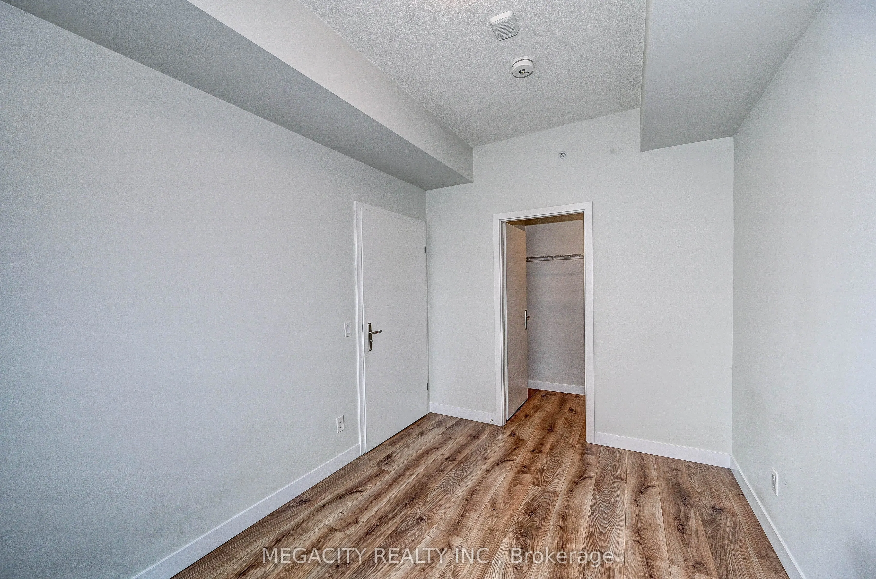 60 Frederick Street #305