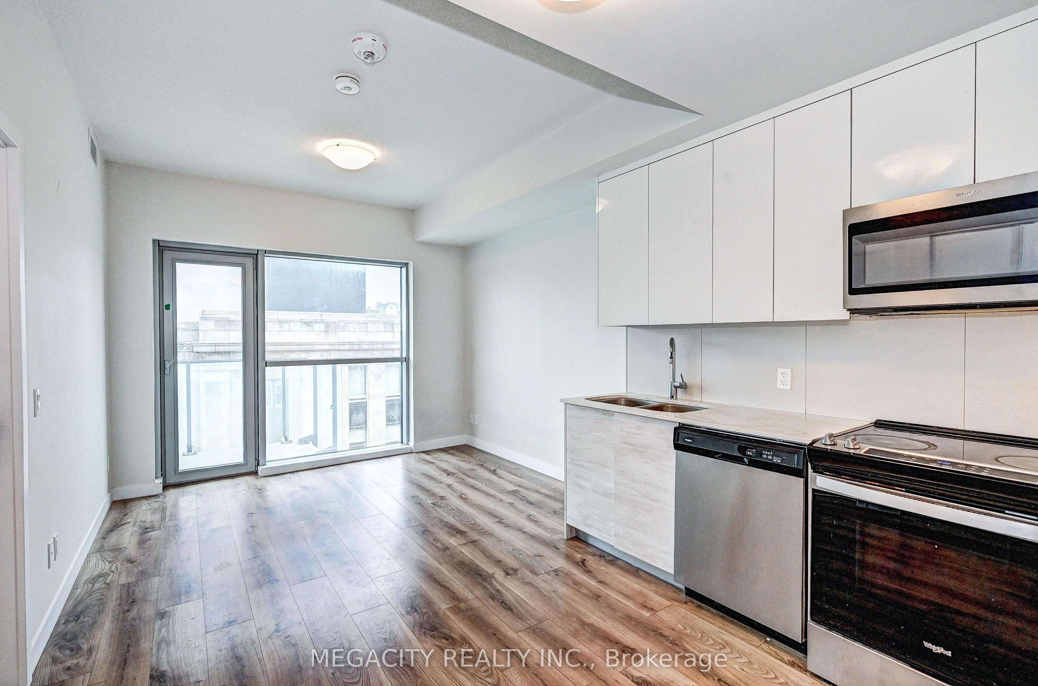 60 Frederick Street #305