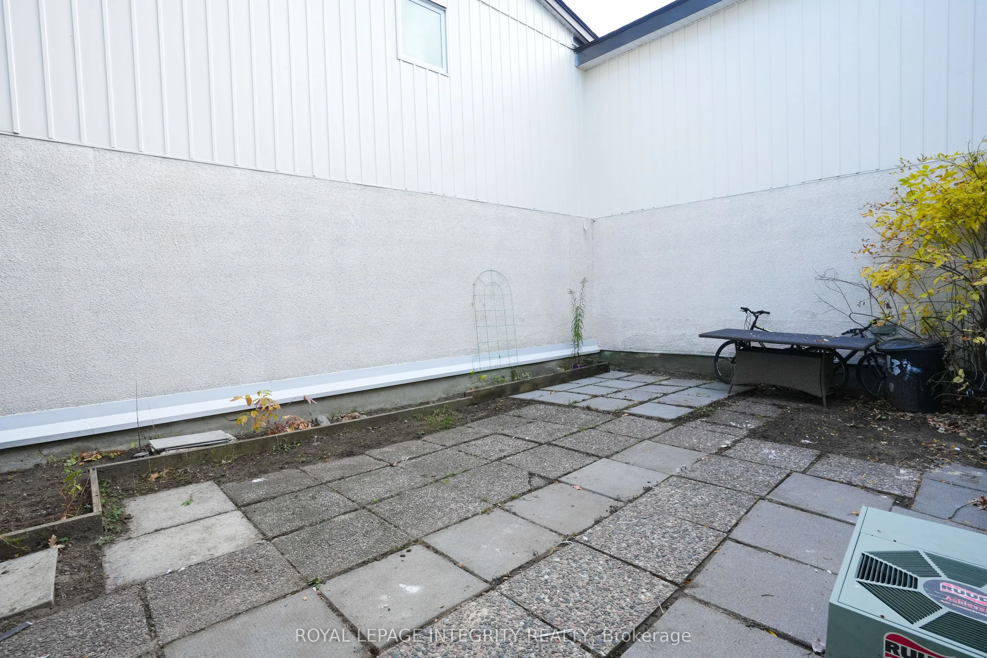 3270 Southgate Road #90