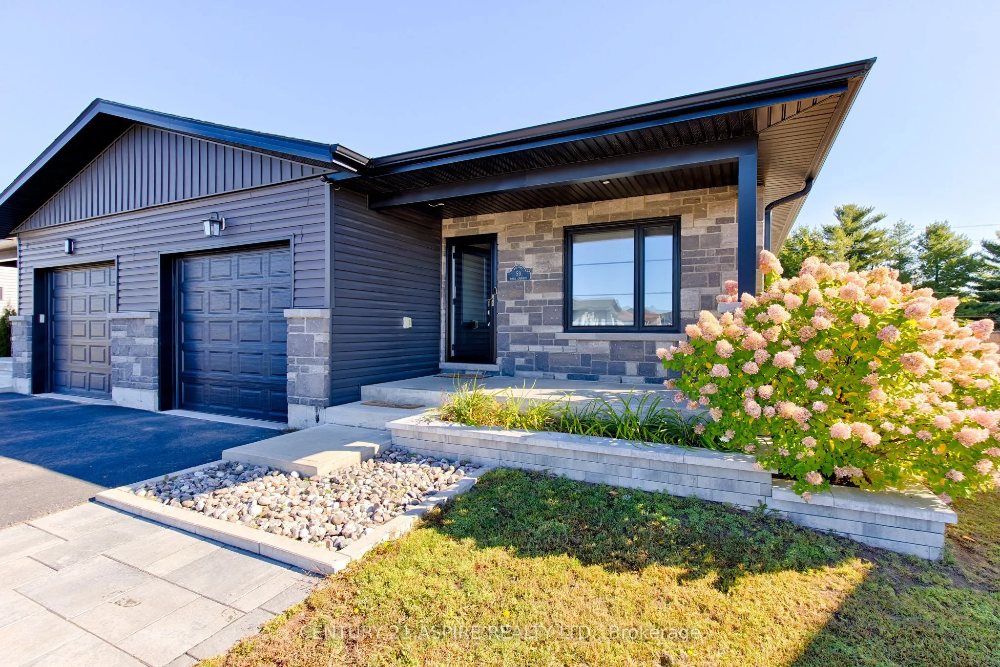 59 Noble Crescent