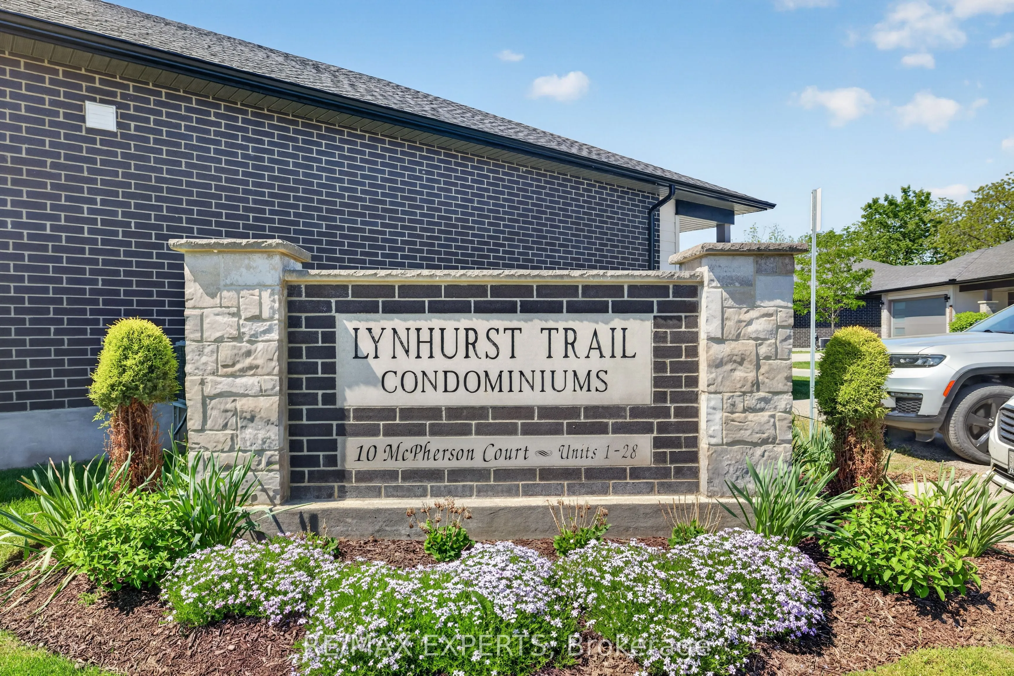 10 MCPHERSON Court #21