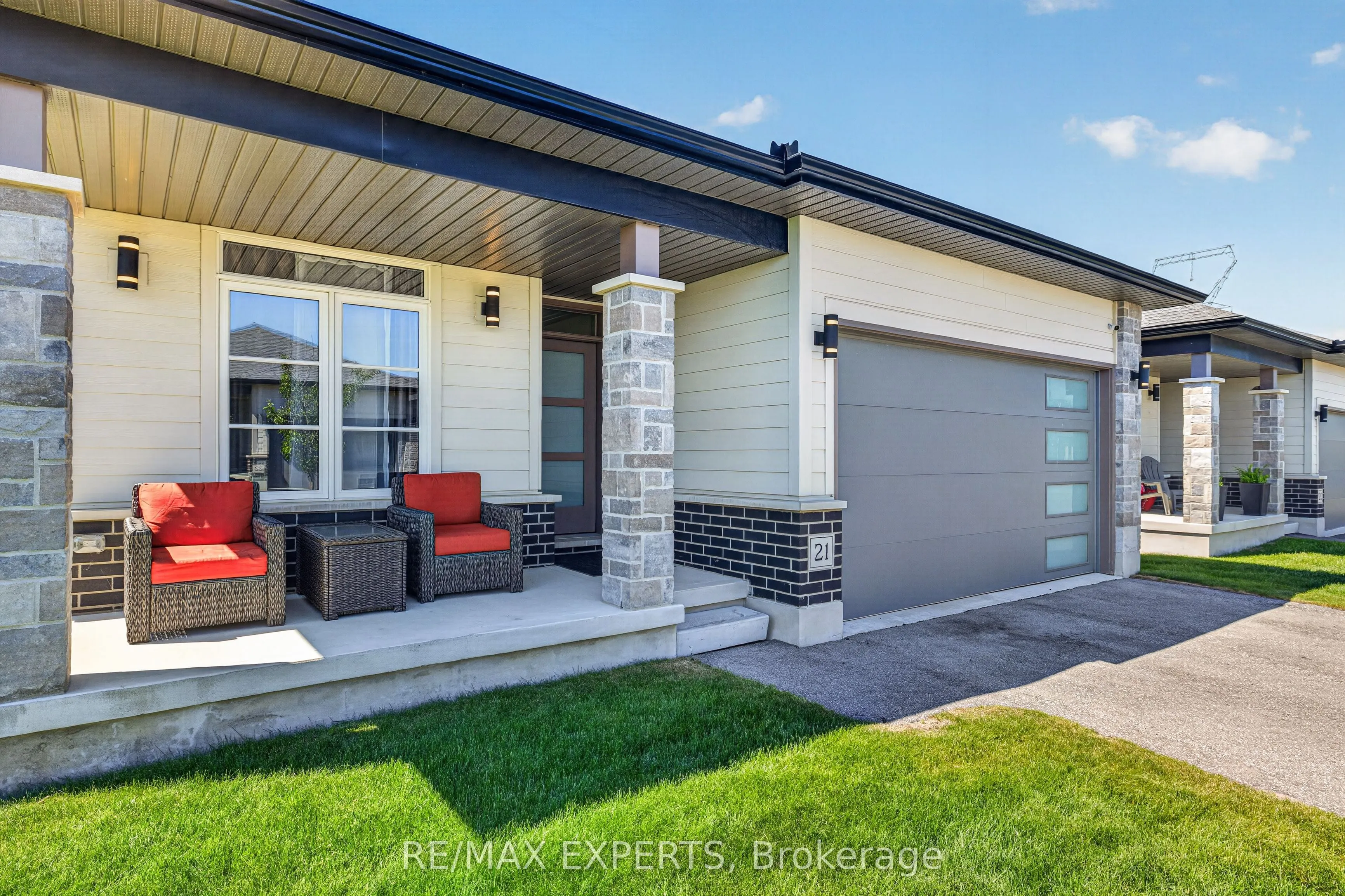 10 MCPHERSON Court #21