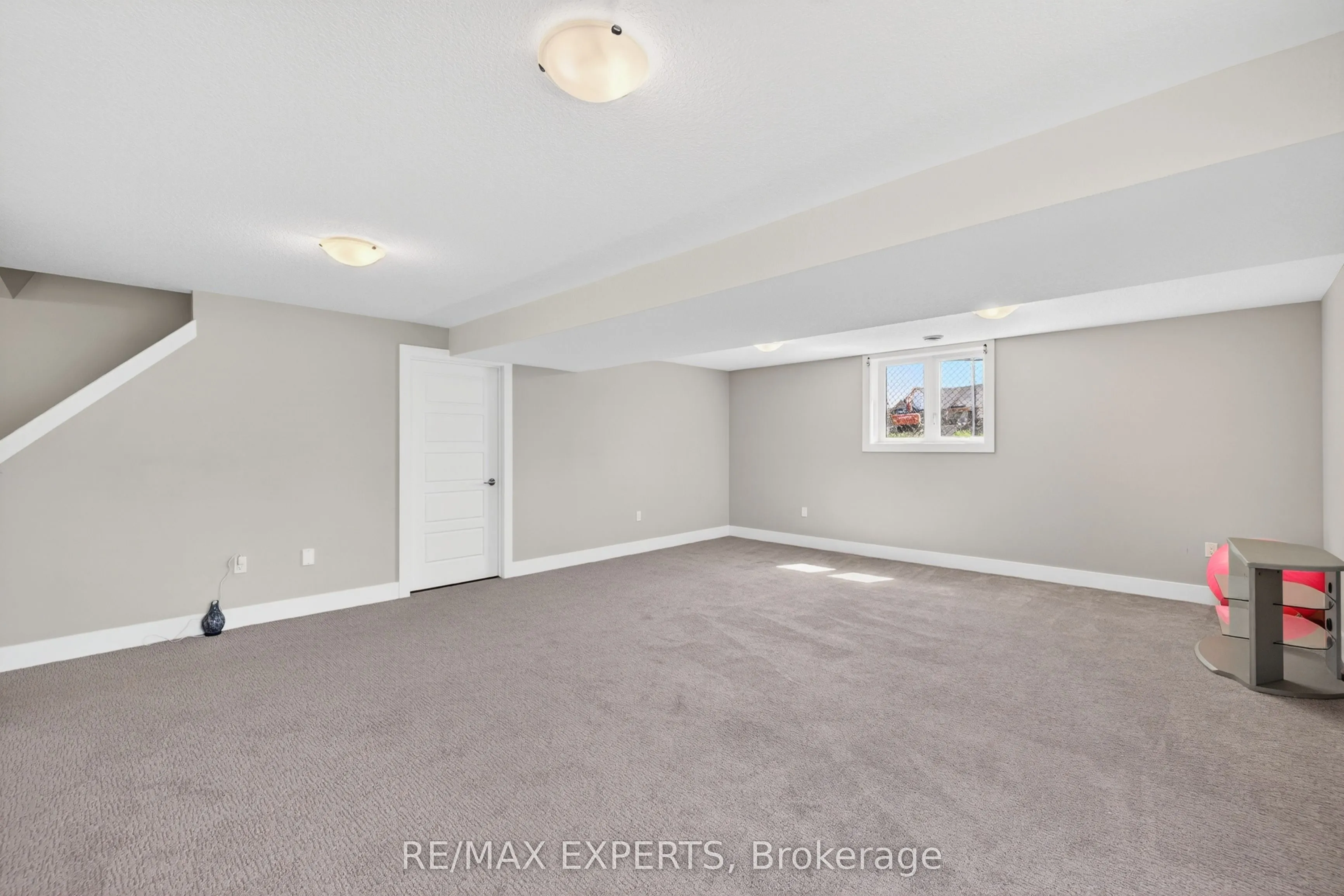 10 MCPHERSON Court #21