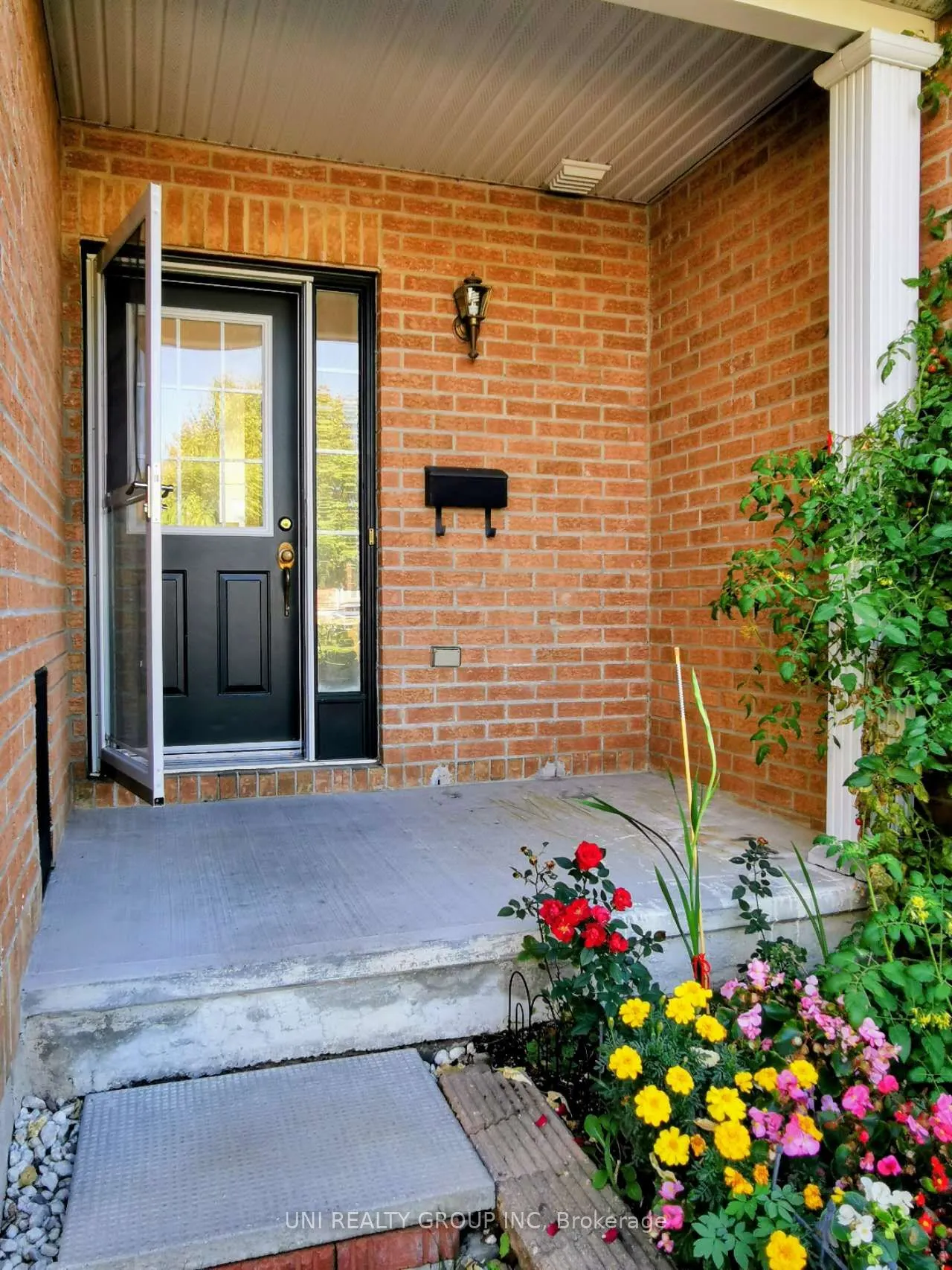 180 CLARIDGE Drive