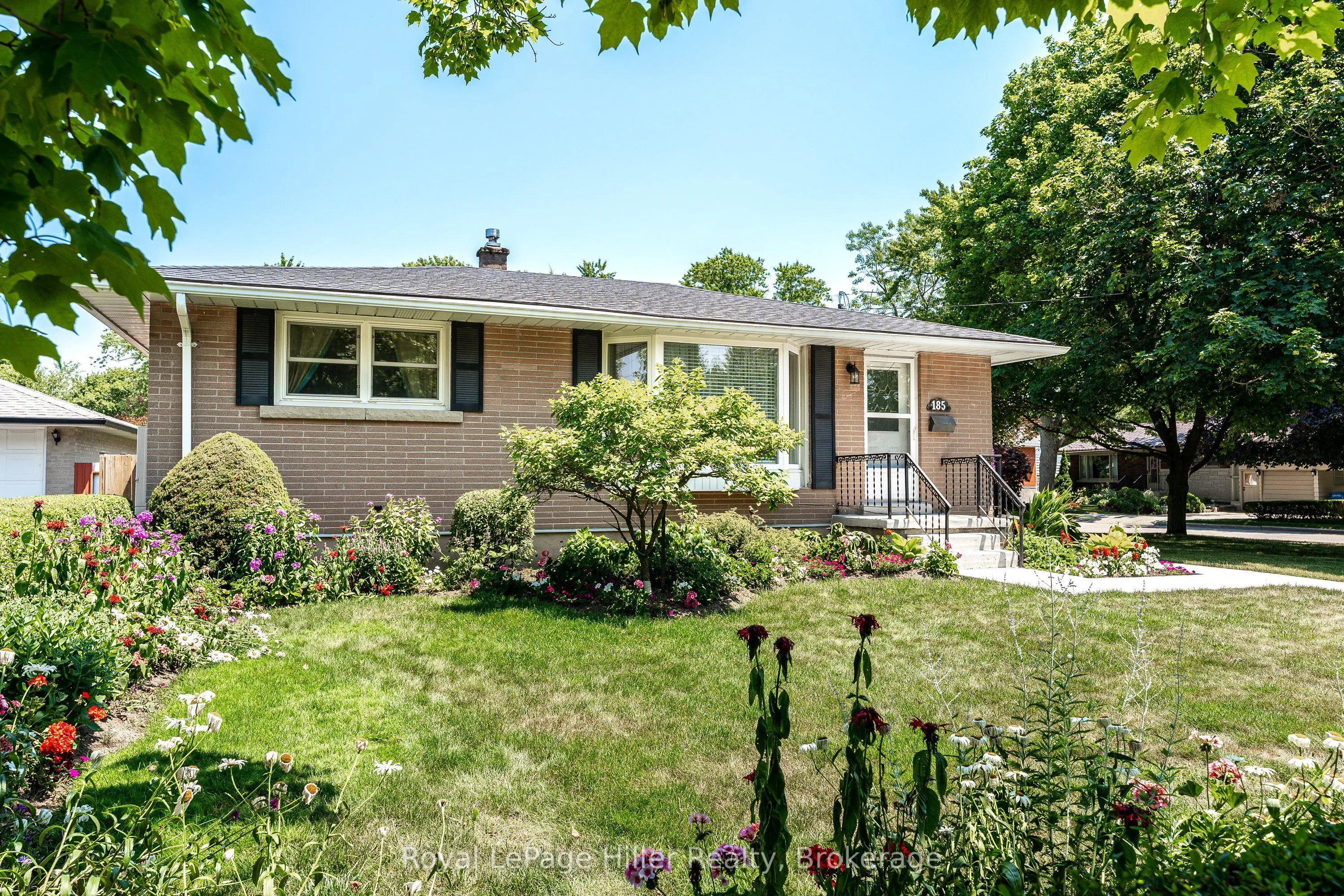 185 Strachan Street