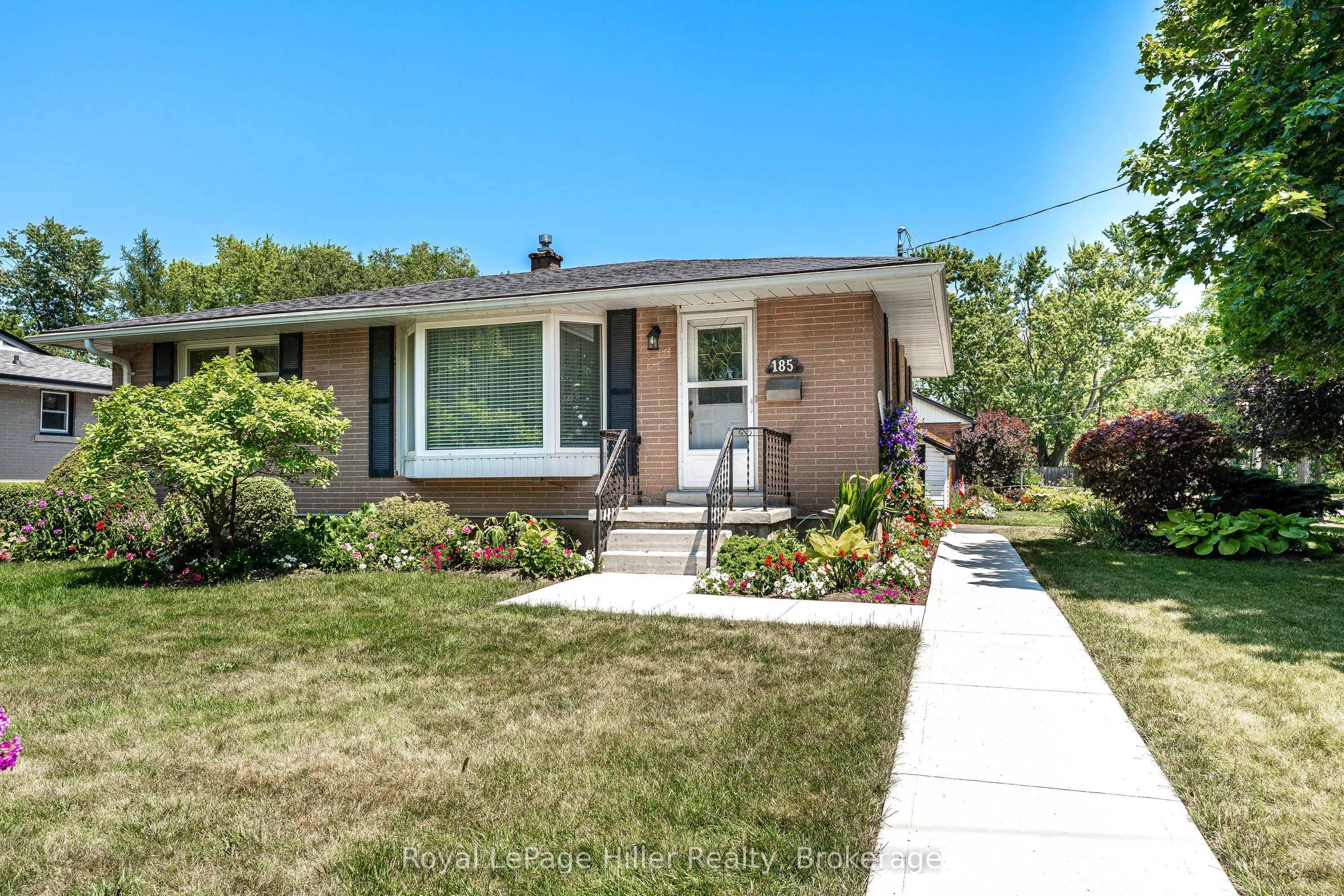185 Strachan Street