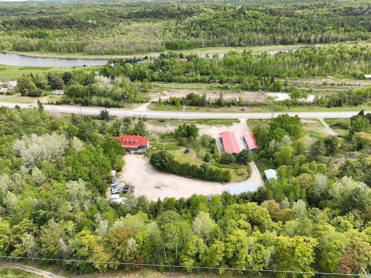 4517 Highway 17