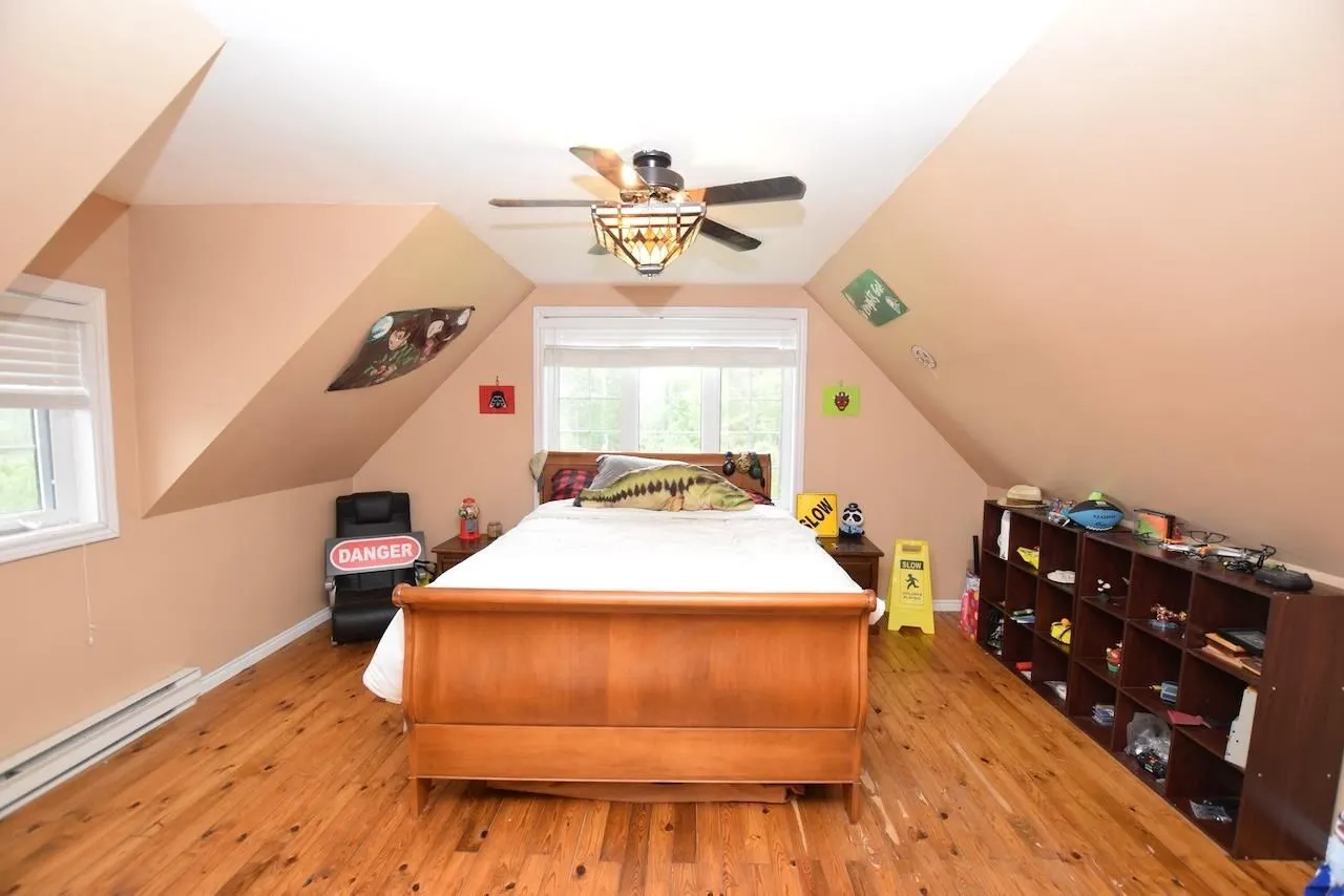 4517 Highway 17