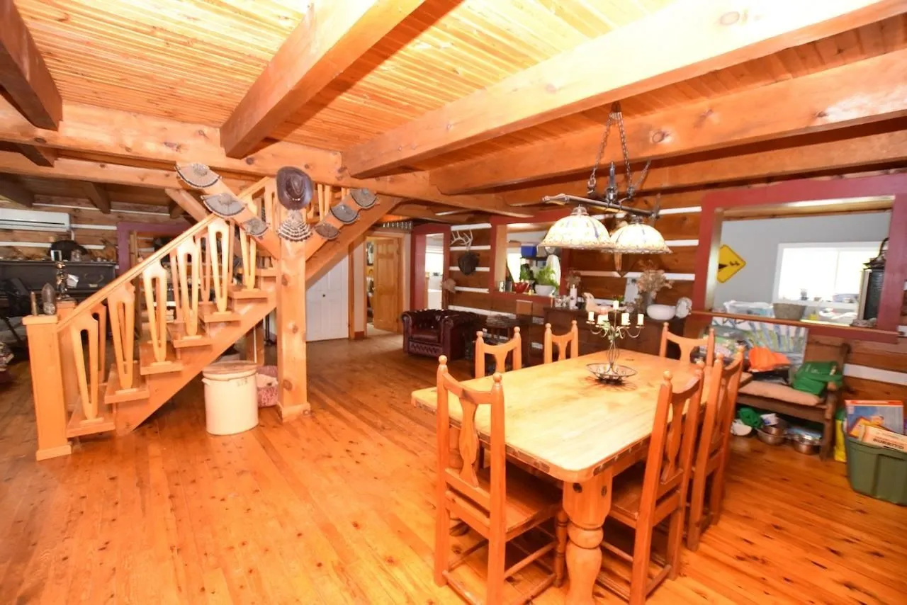 4517 Highway 17