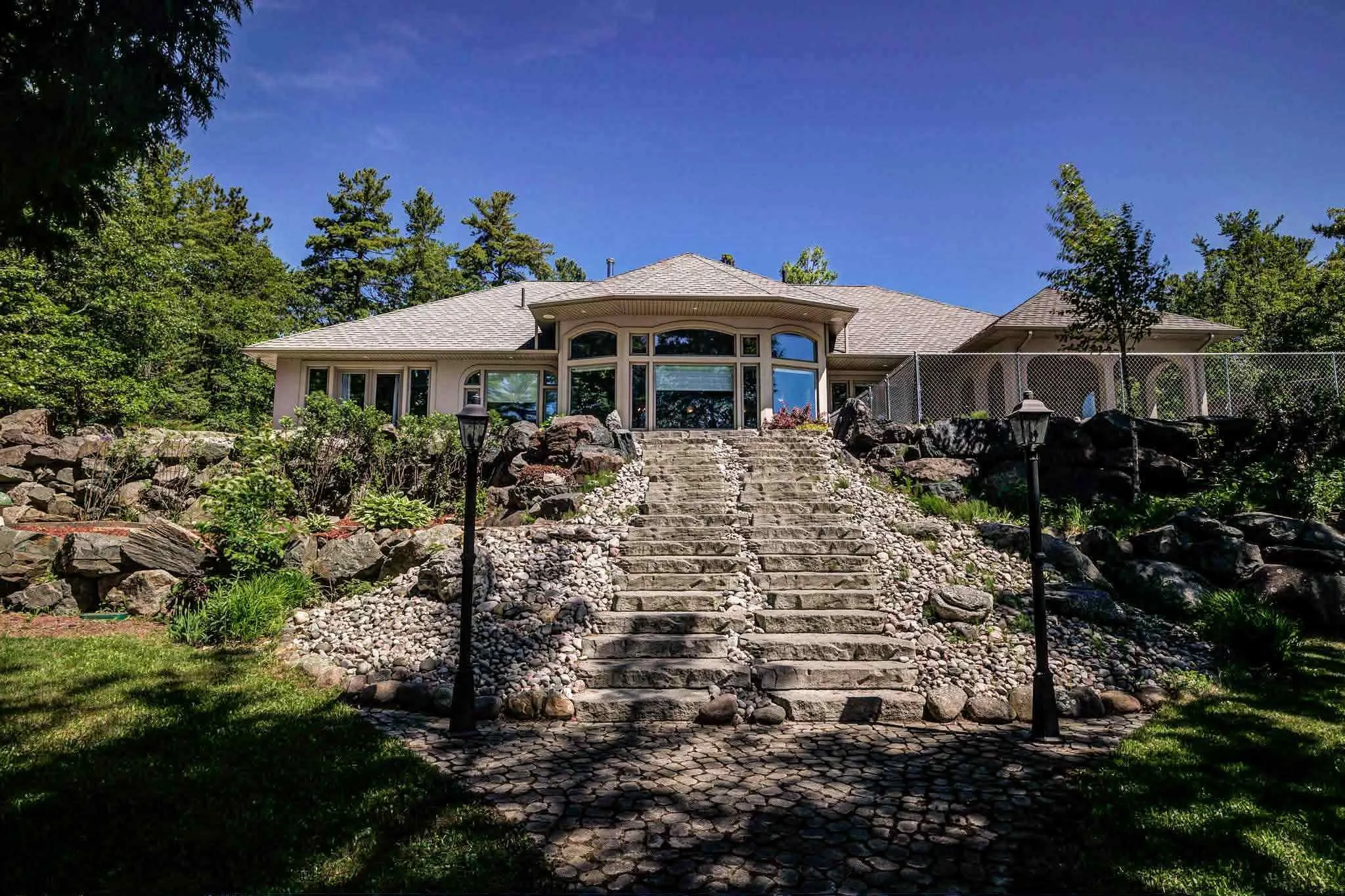 1472 Highway 538